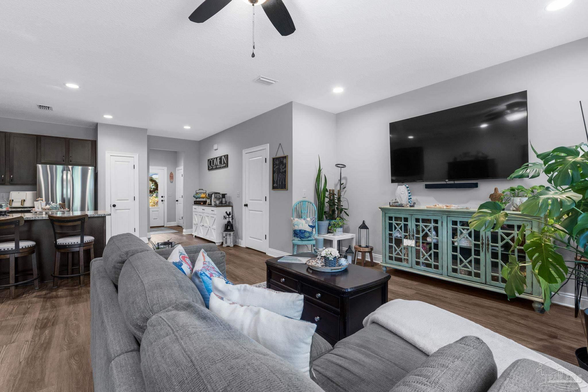 1702 Sound Haven Ct