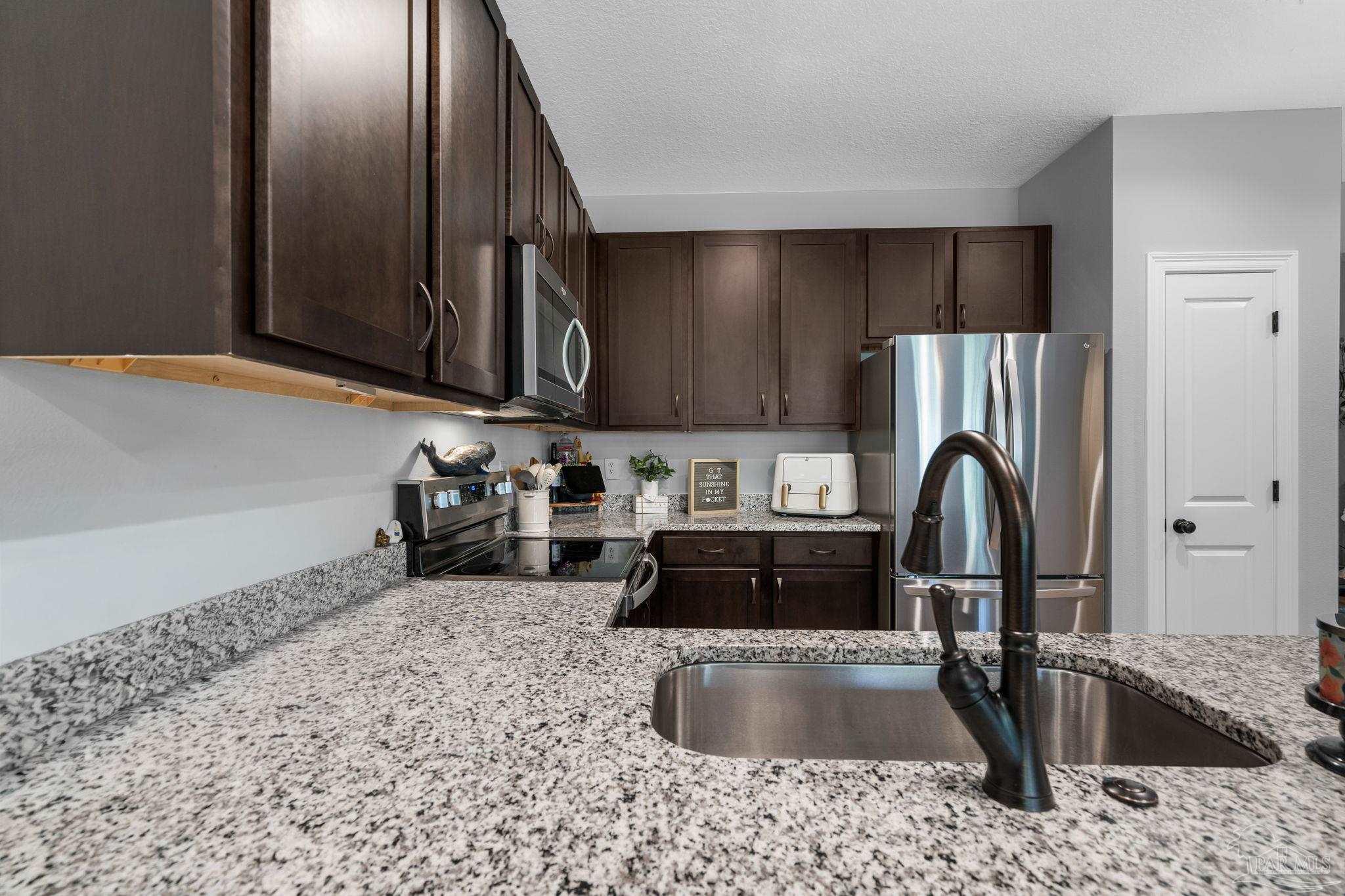 1702 Sound Haven Ct