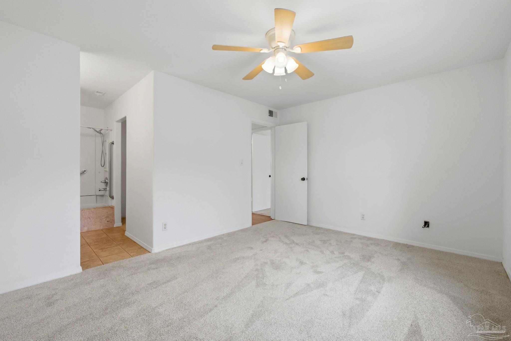 200 Pensacola Beach Rd # 3 Unit: M-3