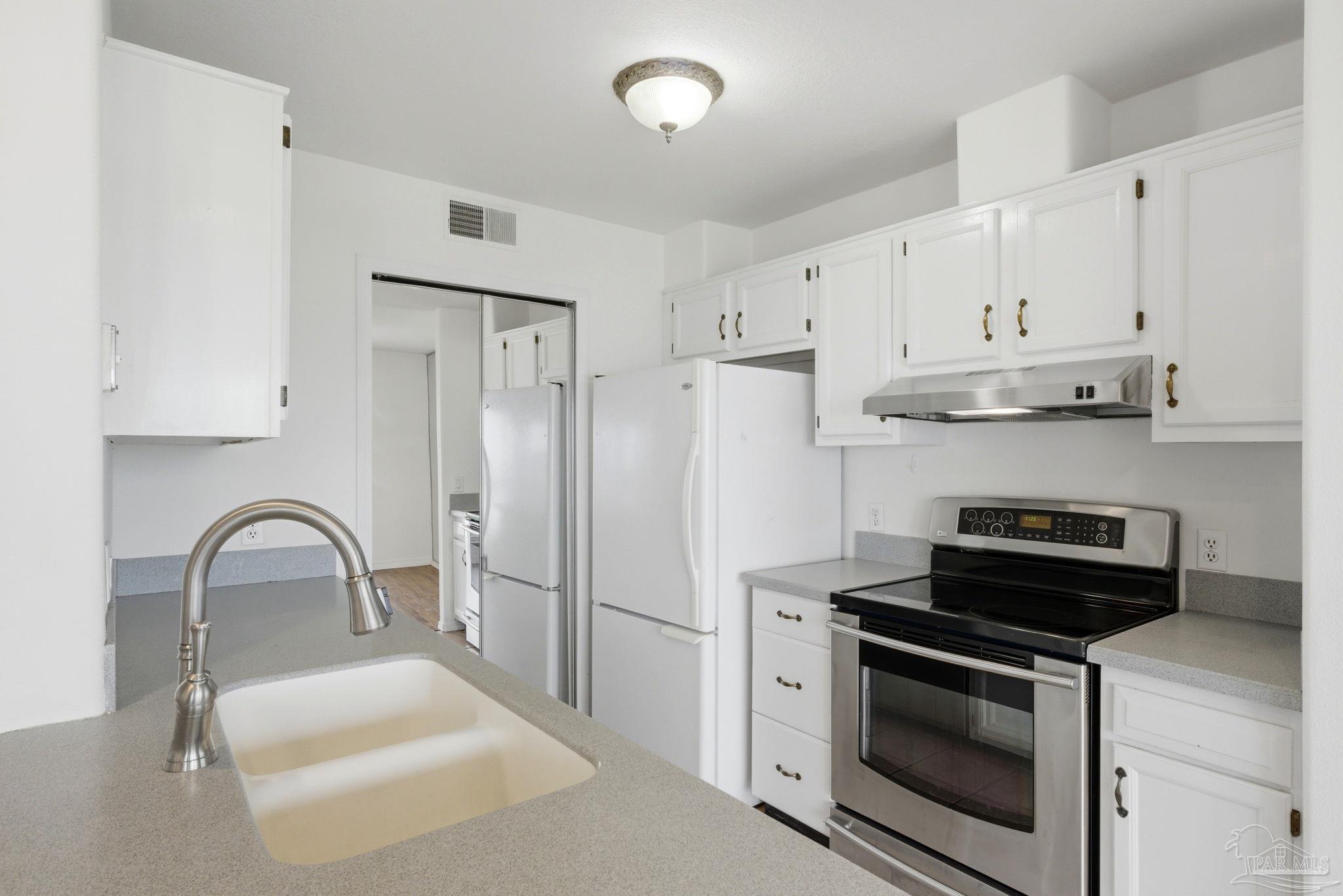 200 Pensacola Beach Rd # 3 Unit: M-3