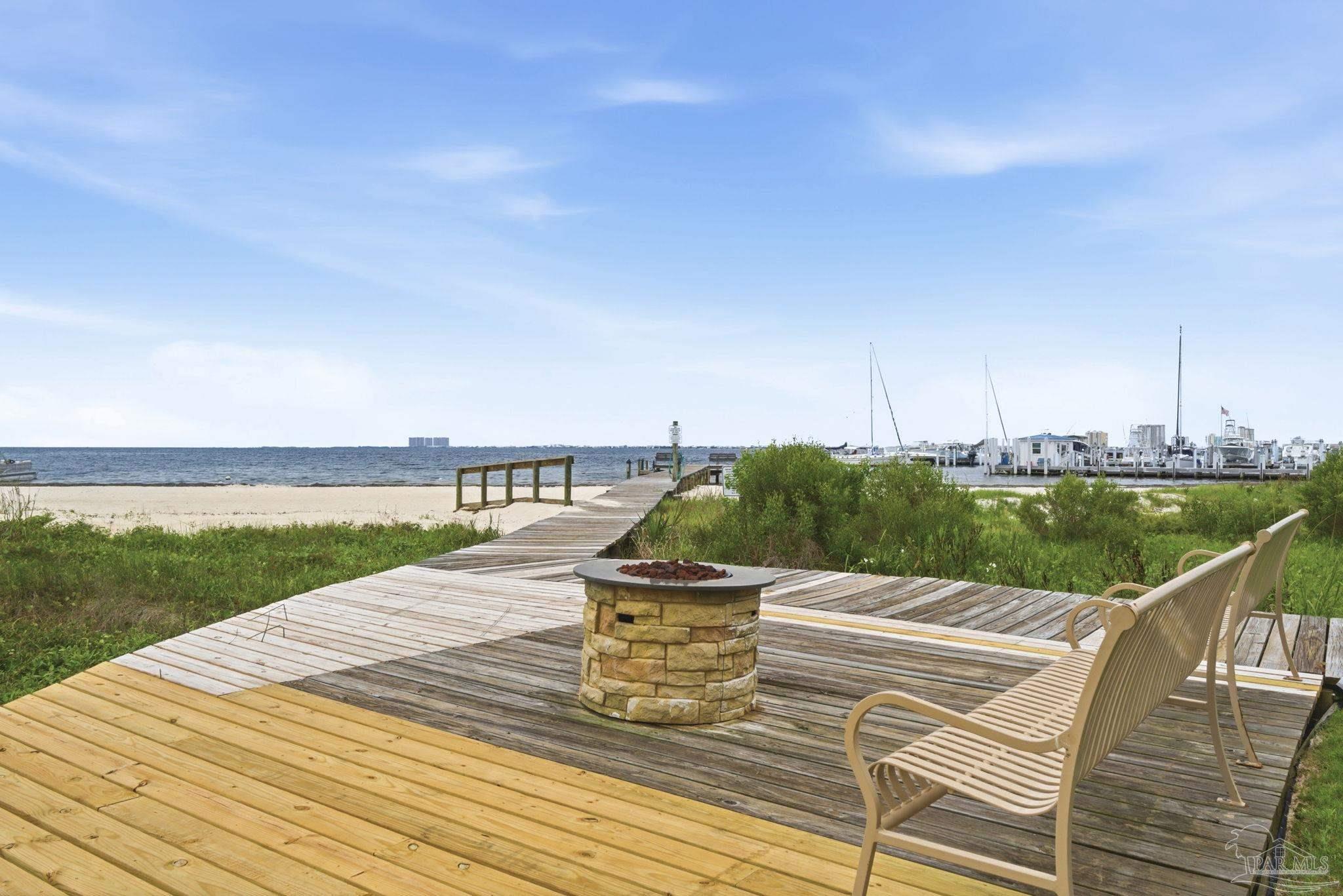 200 Pensacola Beach Rd # 3 Unit: M-3