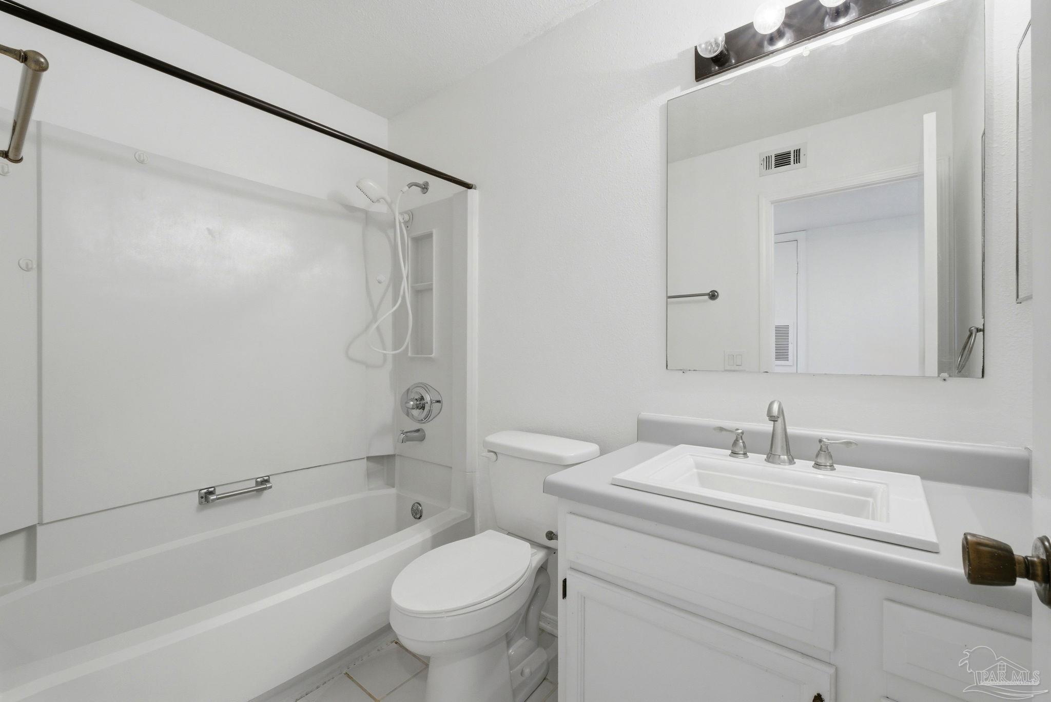 200 Pensacola Beach Rd # 3 Unit: M-3