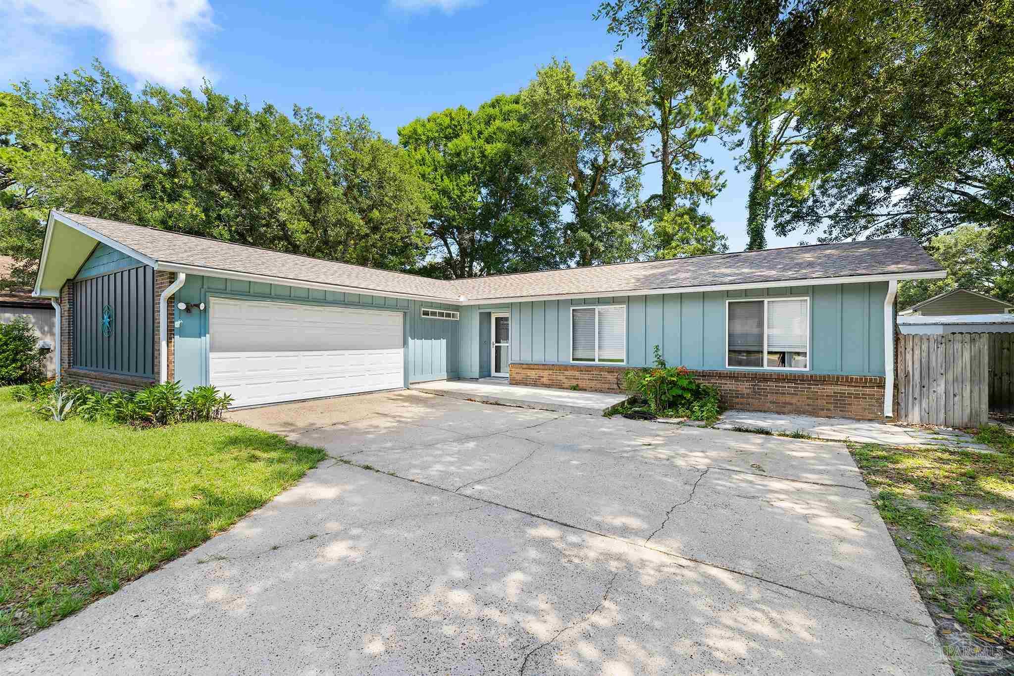 2558 Amberjack Ct