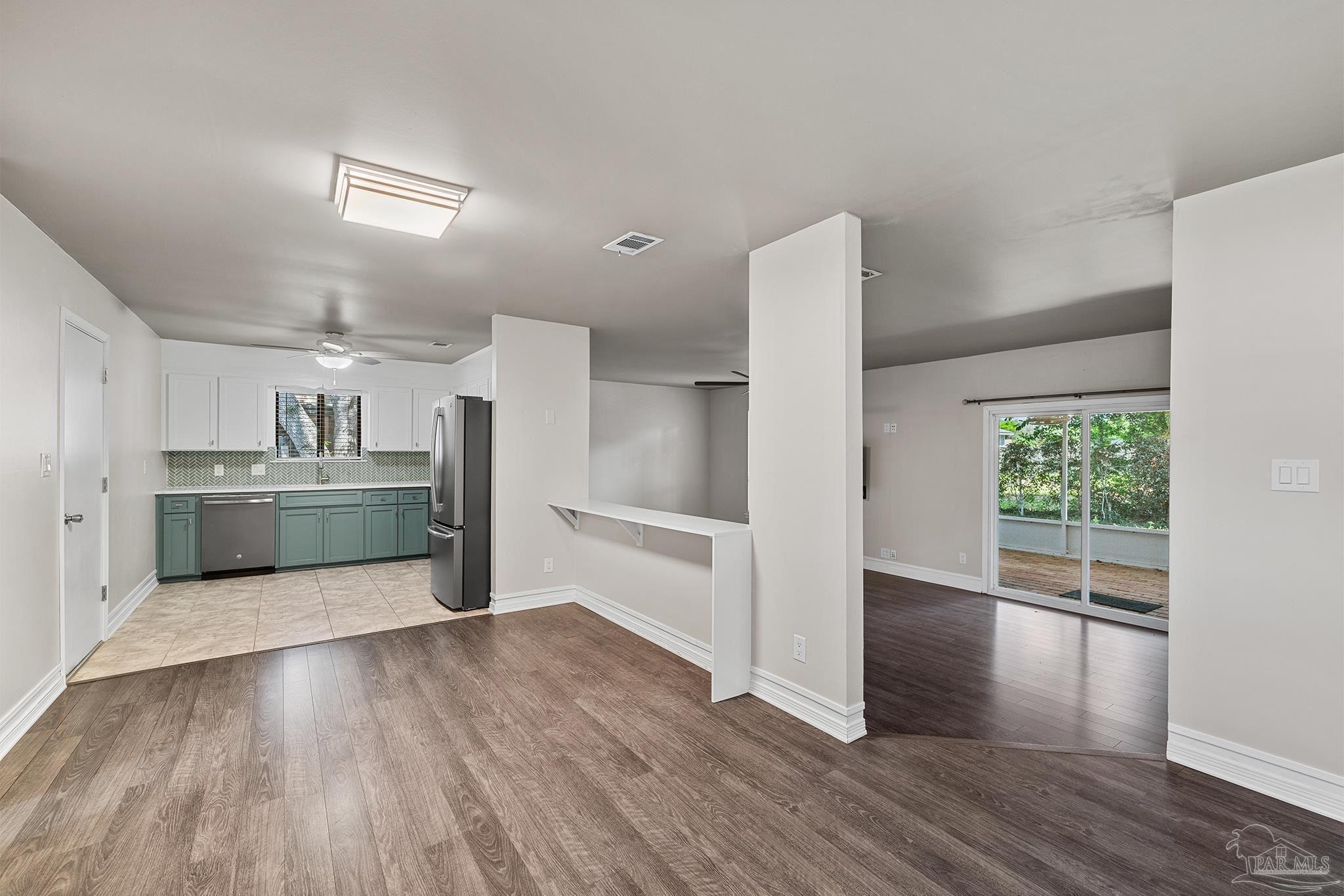 2558 Amberjack Ct
