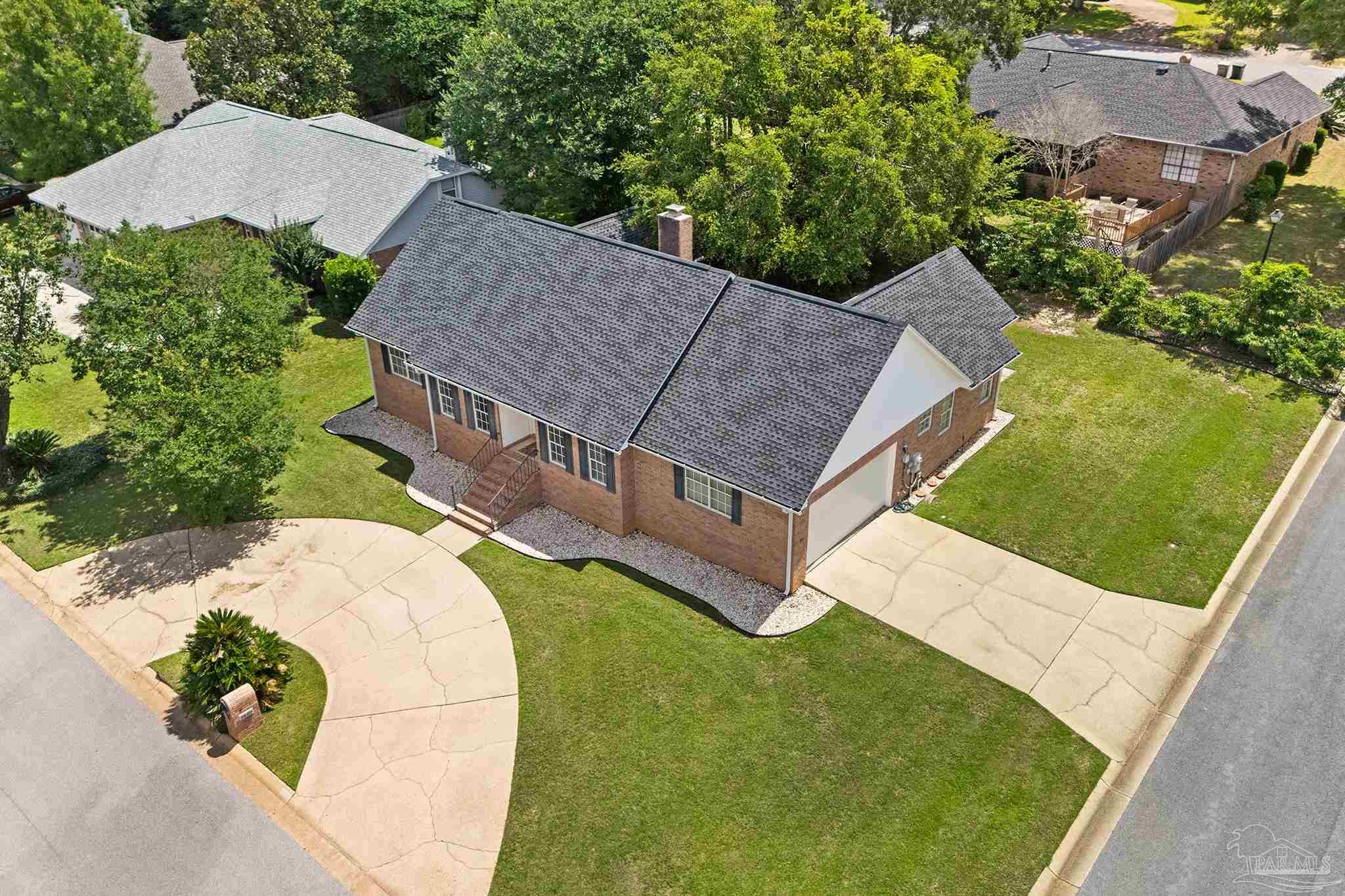 9800 Sourwood Ct