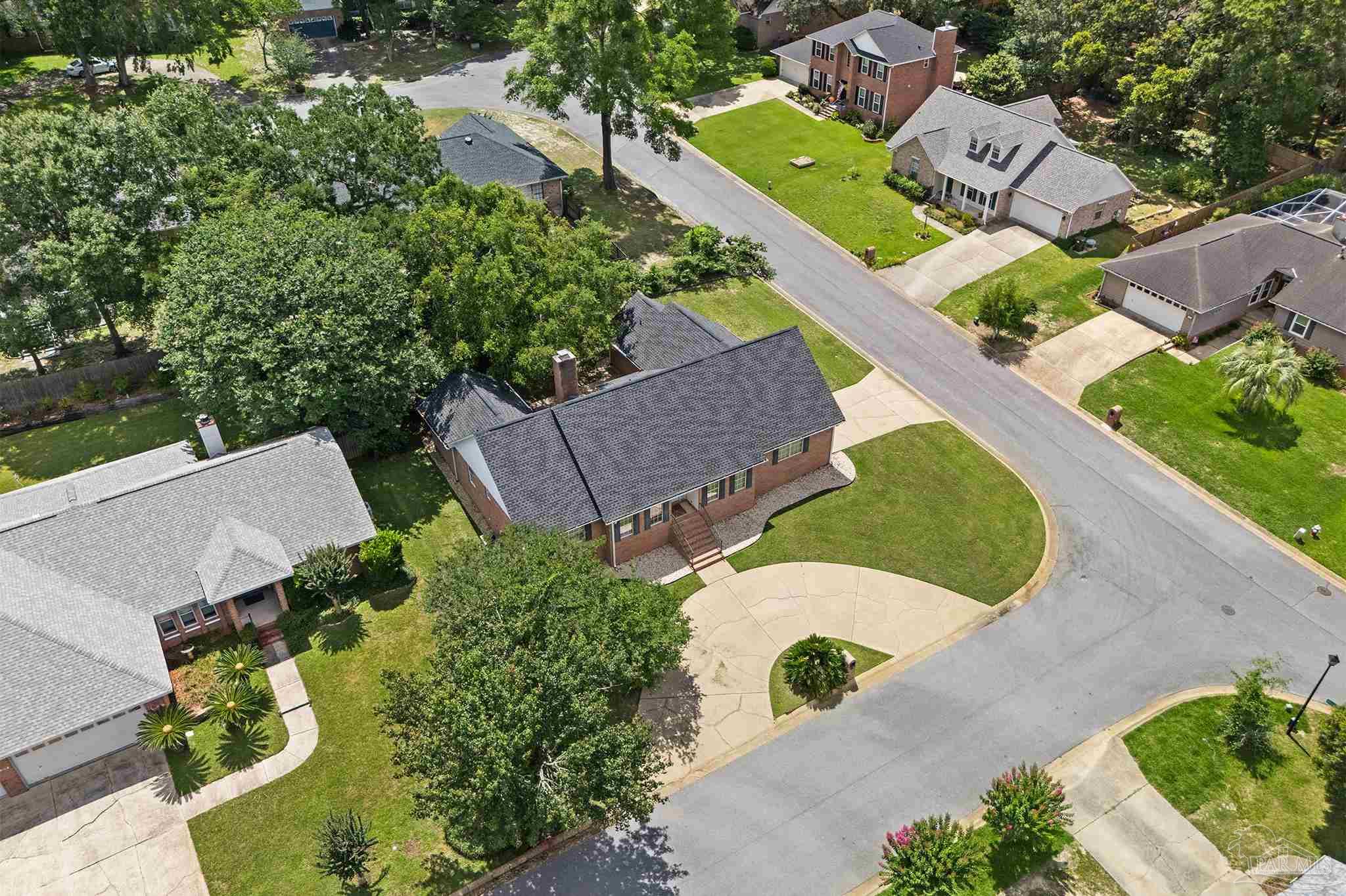 9800 Sourwood Ct