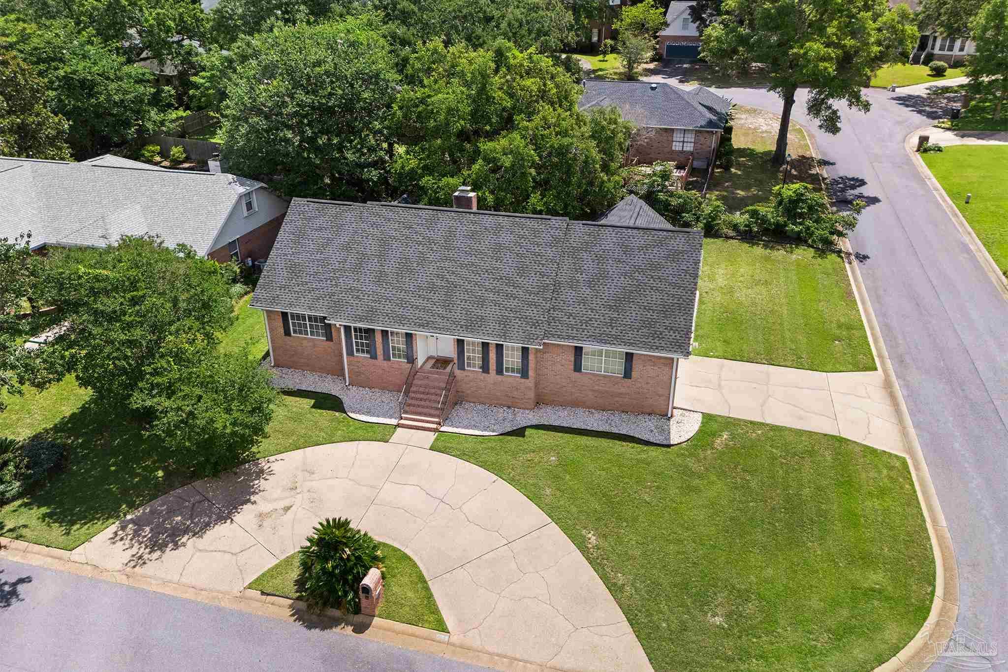9800 Sourwood Ct