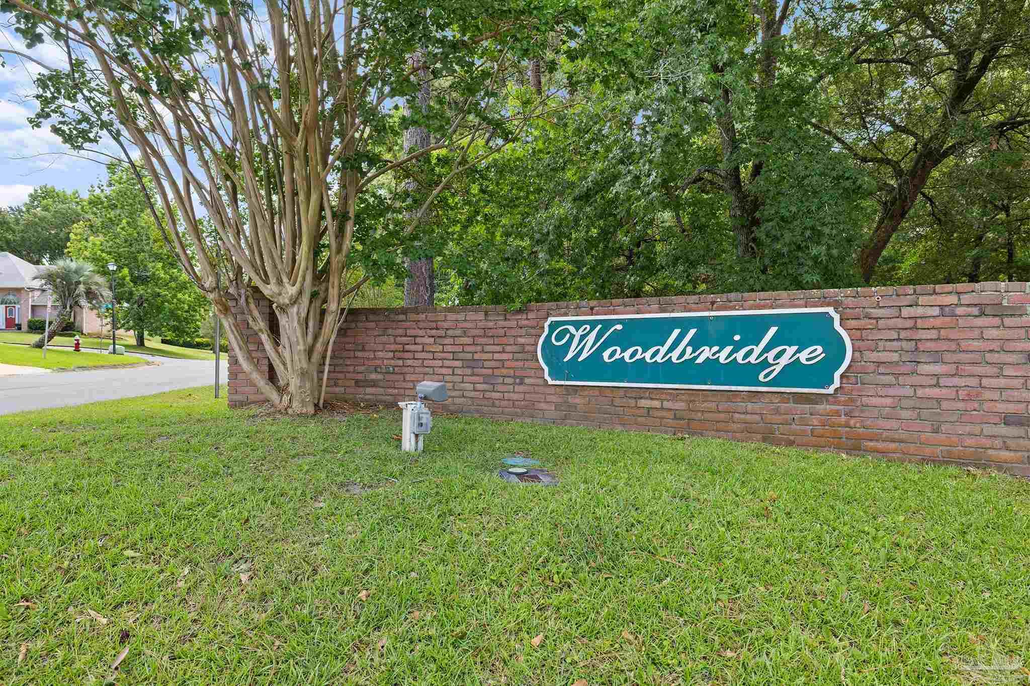 9800 Sourwood Ct