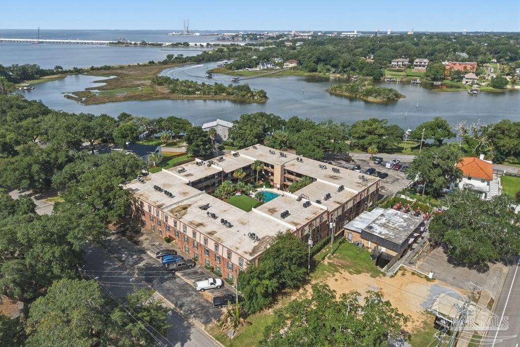 300 Bayou Blvd # 123