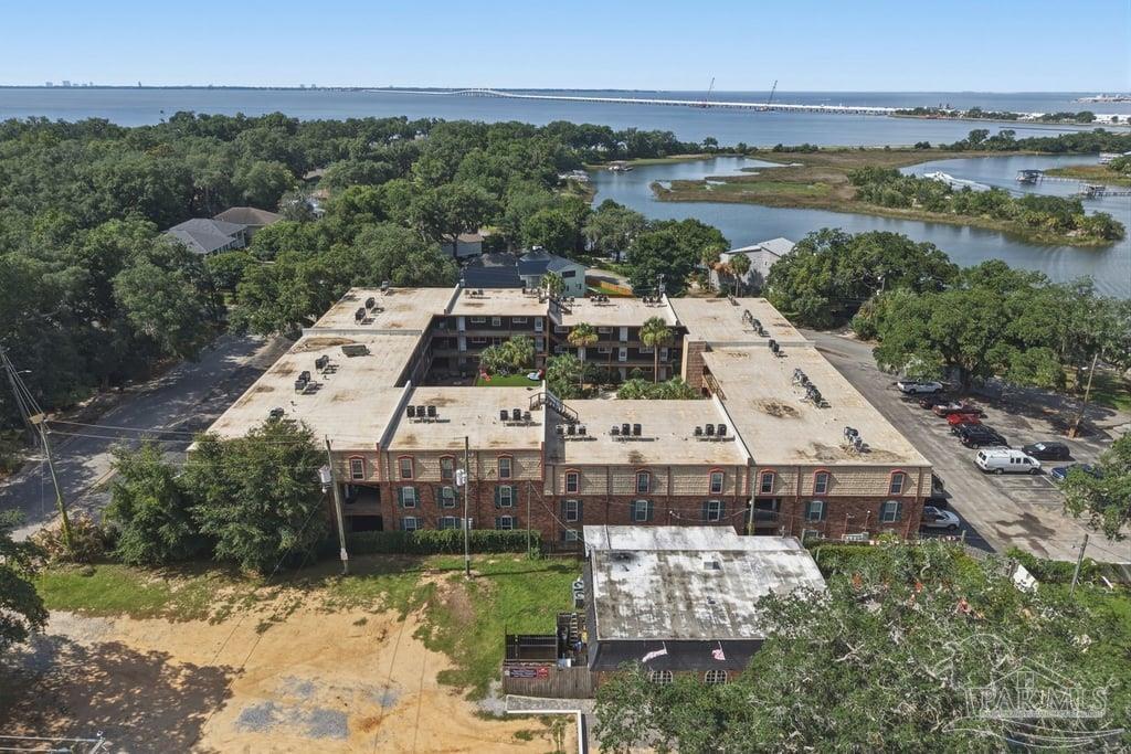 300 Bayou Blvd # 123