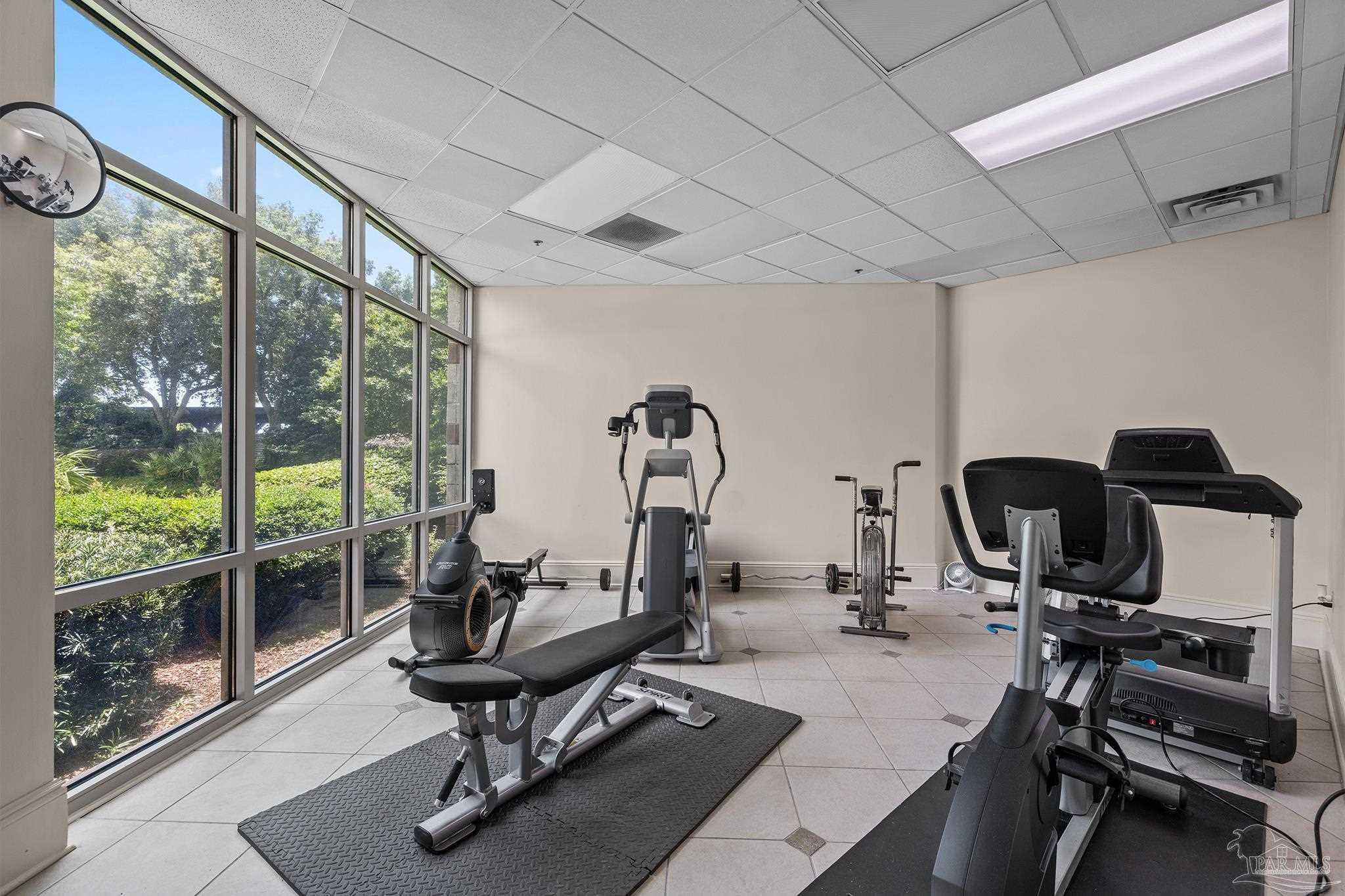 1700 Scenic Hwy # 202