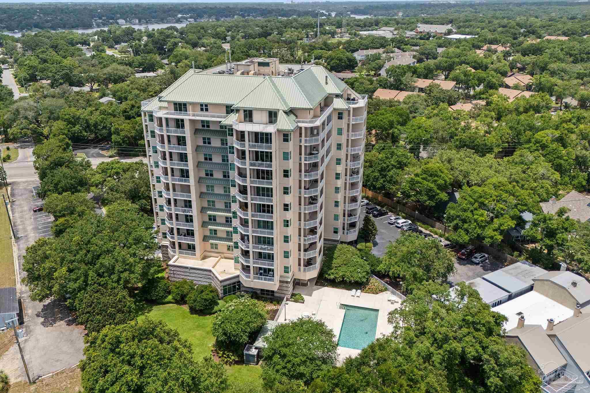 1700 Scenic Hwy # 202