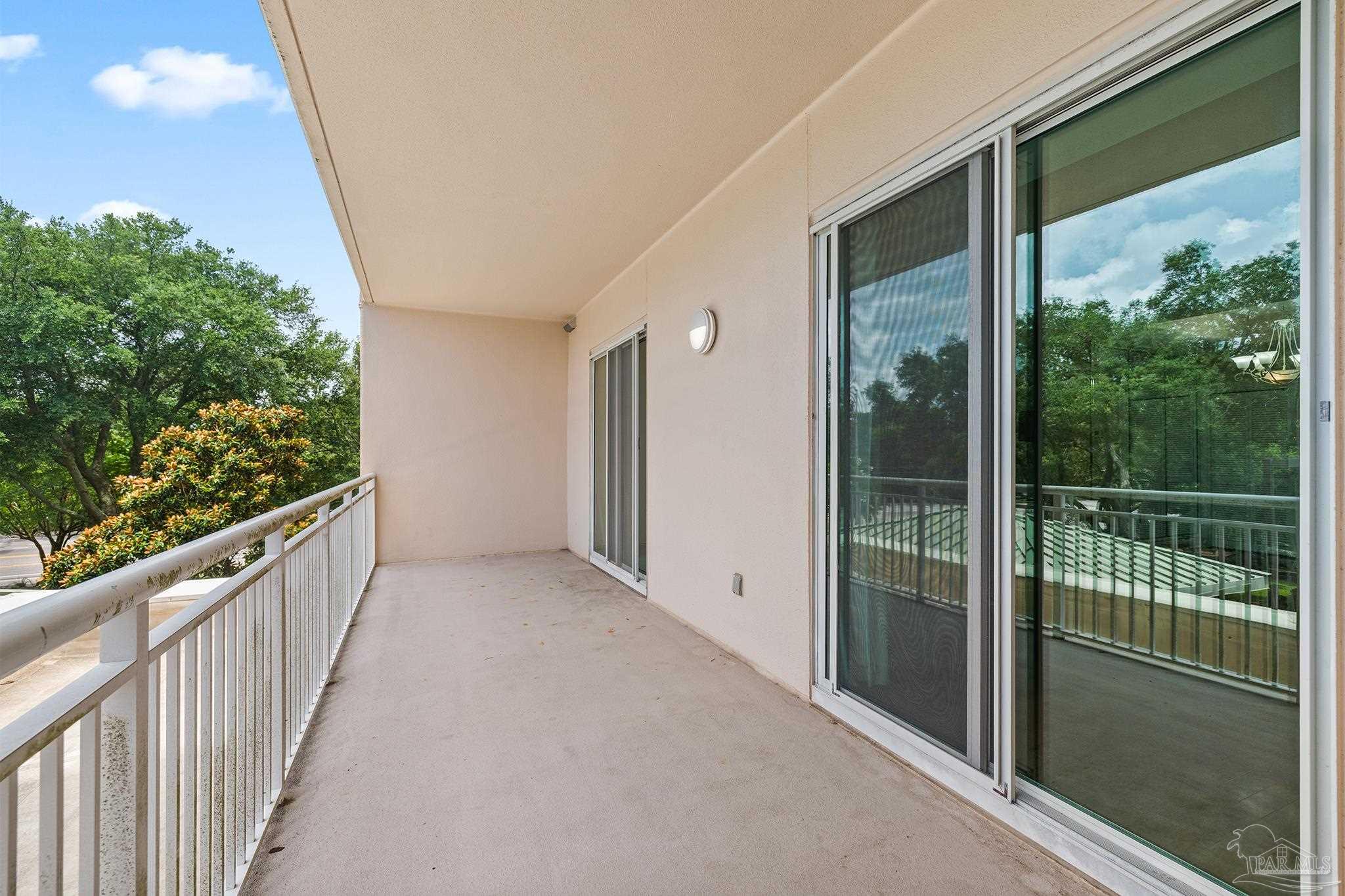 1700 Scenic Hwy # 202
