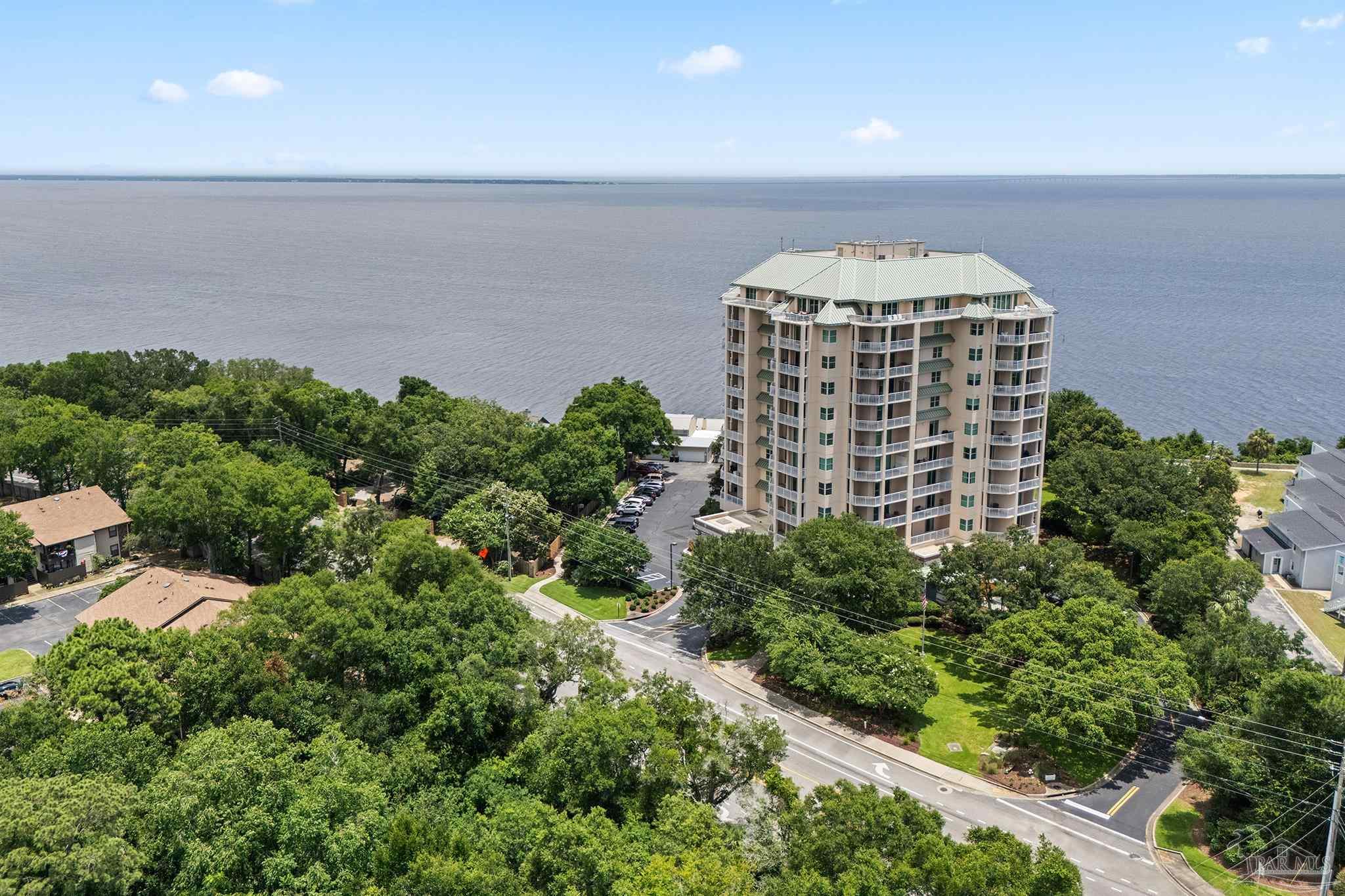 1700 Scenic Hwy # 202