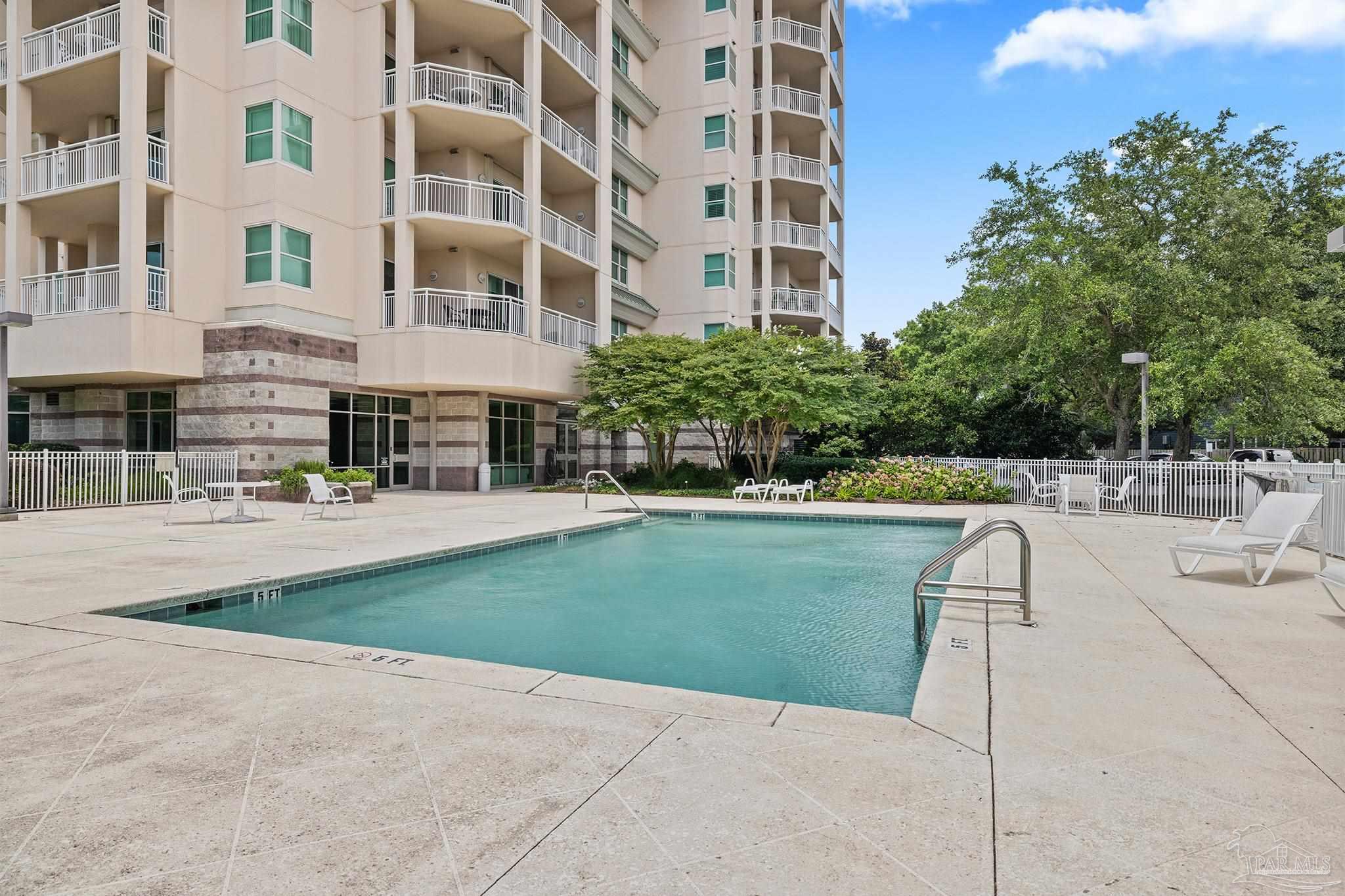 1700 Scenic Hwy # 202