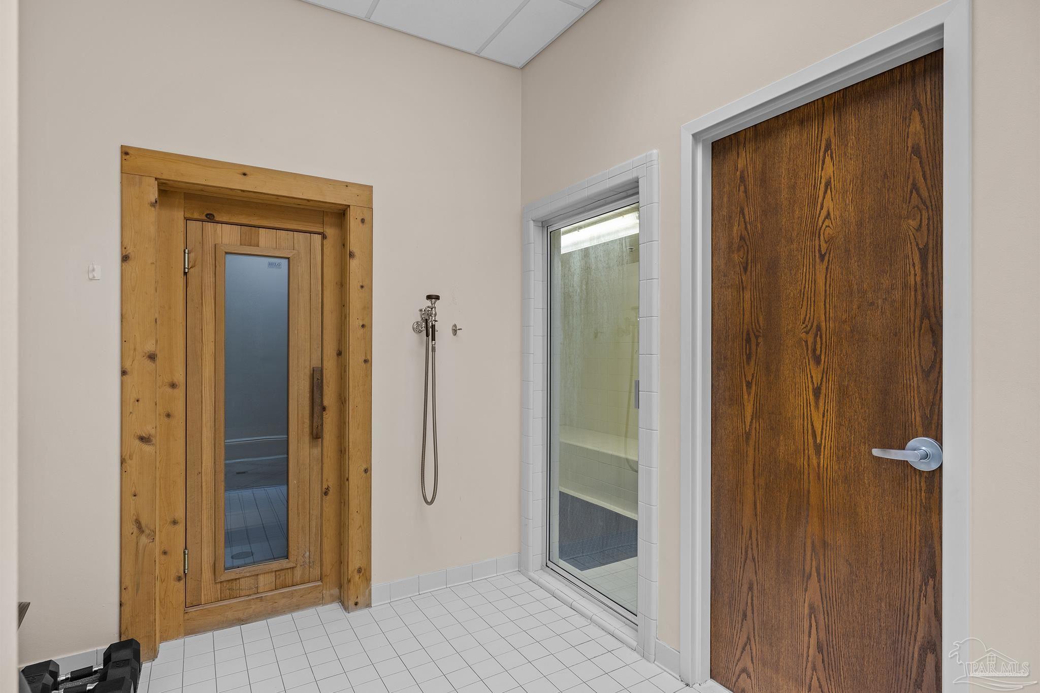 1700 Scenic Hwy # 202