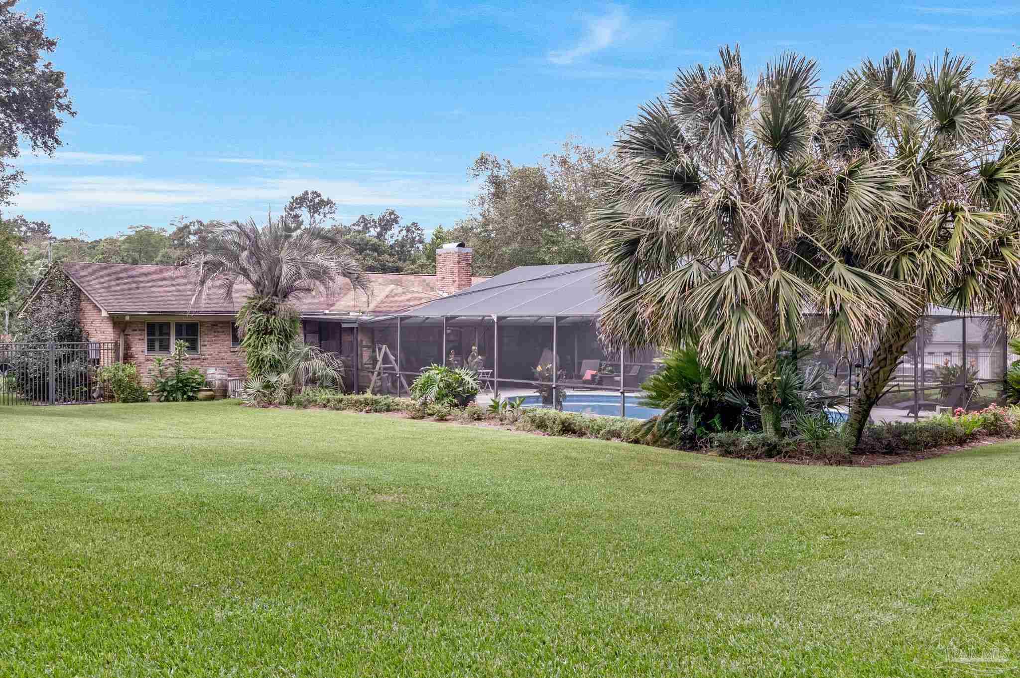 1246 W Ten Mile Rd