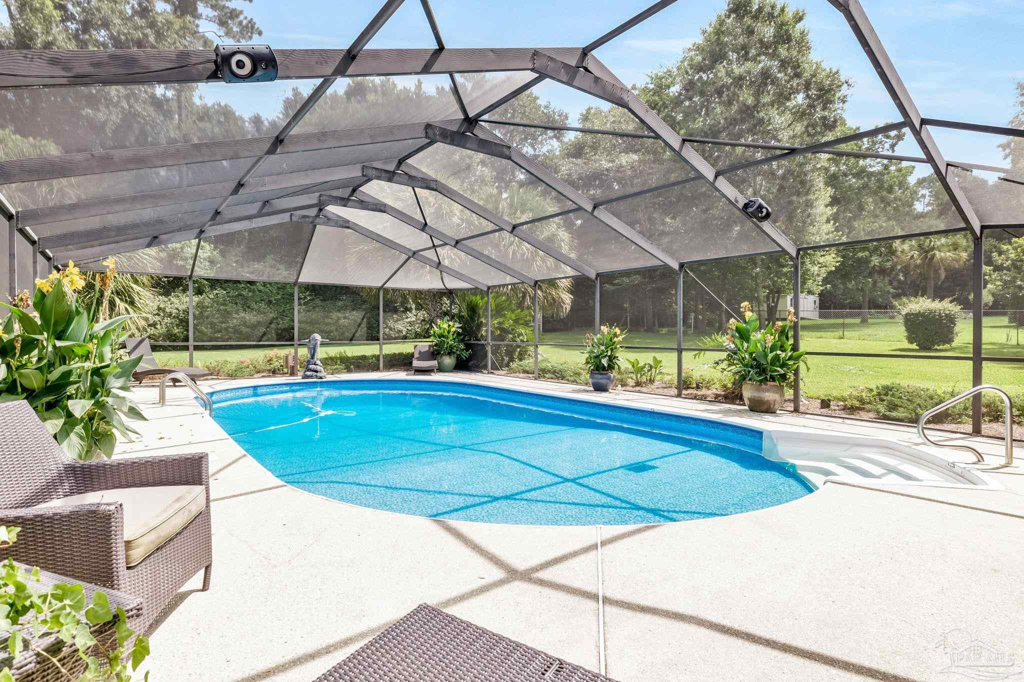 1246 W Ten Mile Rd