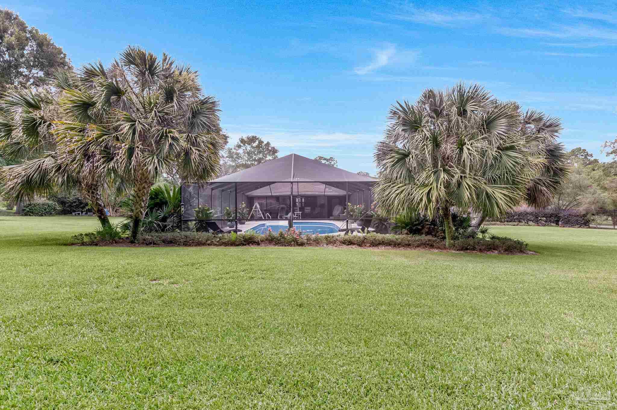 1246 W Ten Mile Rd