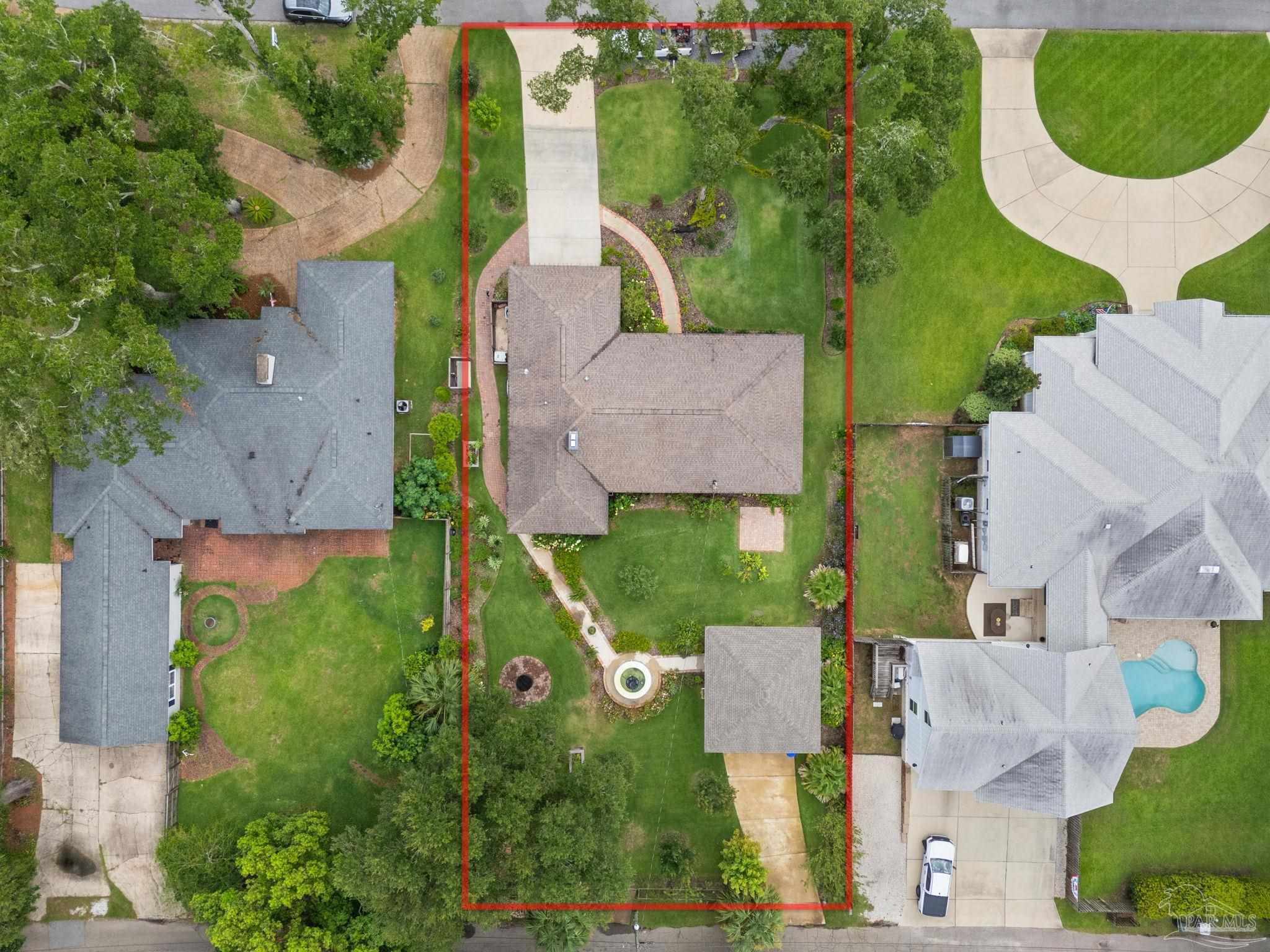 17 Lakeside Dr