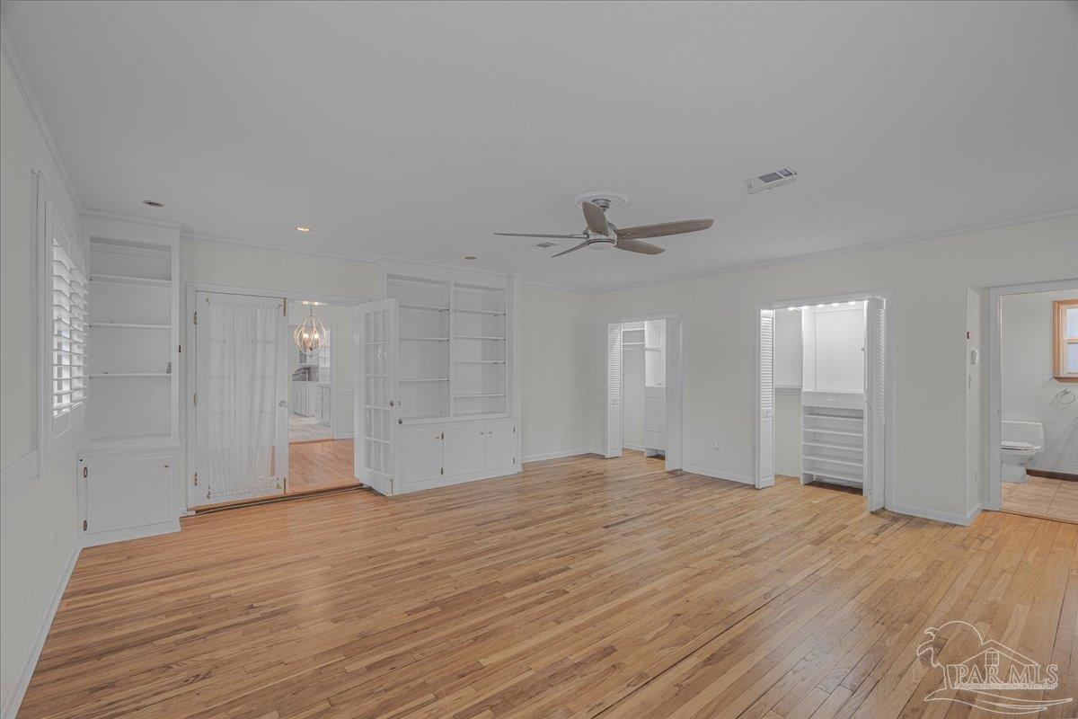 15 Lakeside Dr