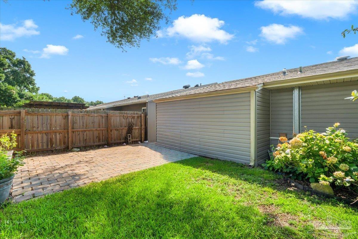 3541 La Mancha Way