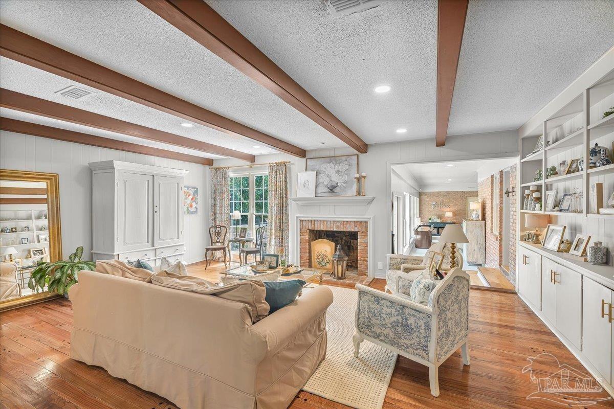 117 Seamarge Cir