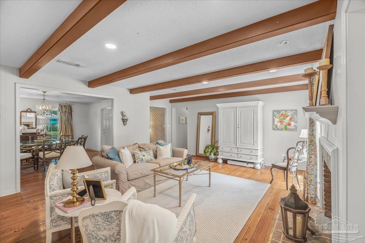 117 Seamarge Cir