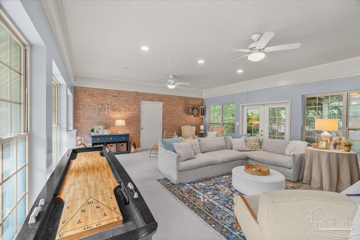 117 Seamarge Cir