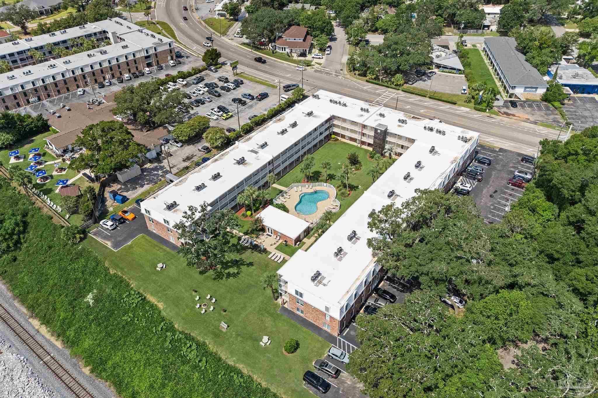 710 Scenic Hwy # 305