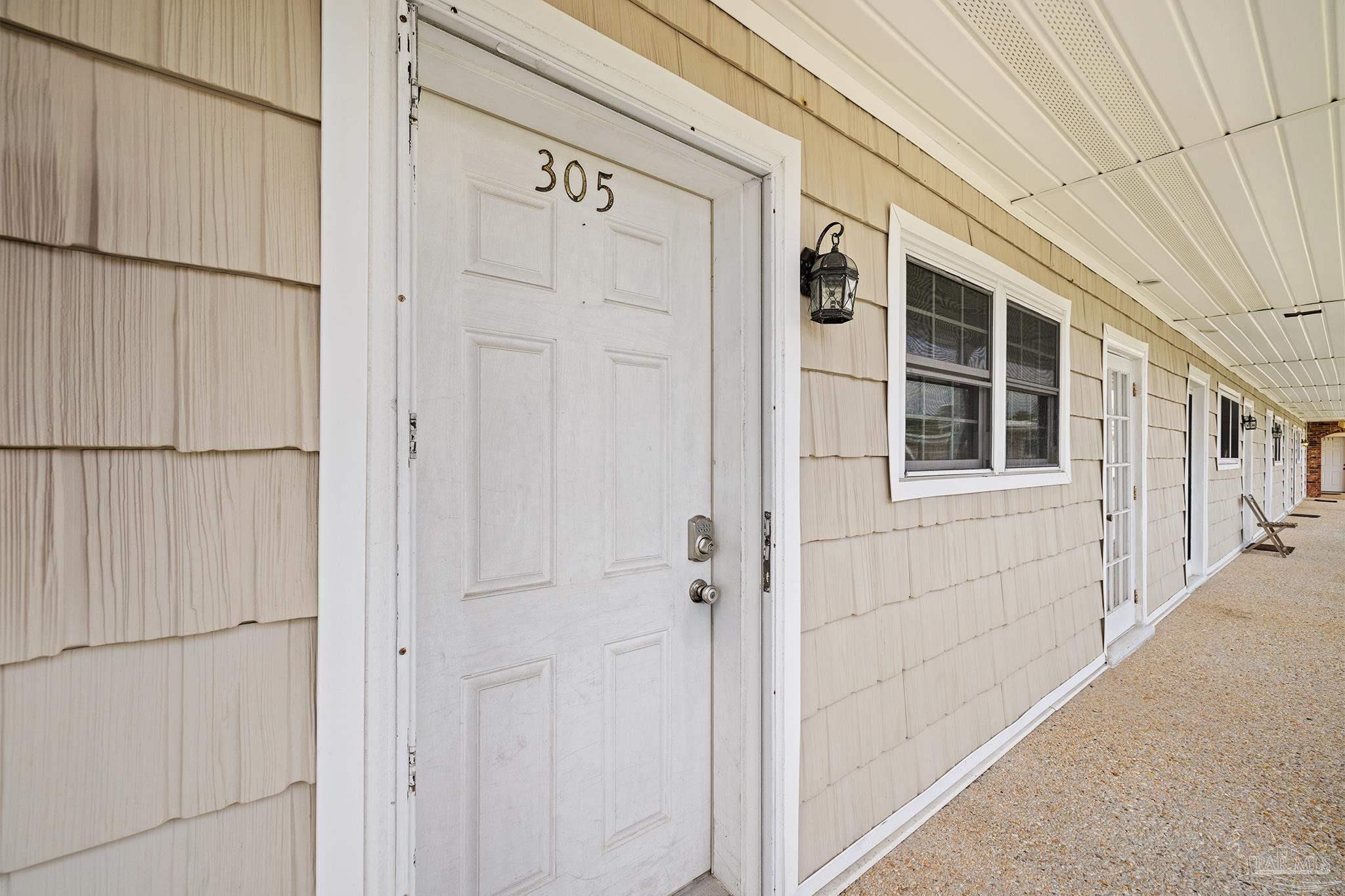 710 Scenic Hwy # 305