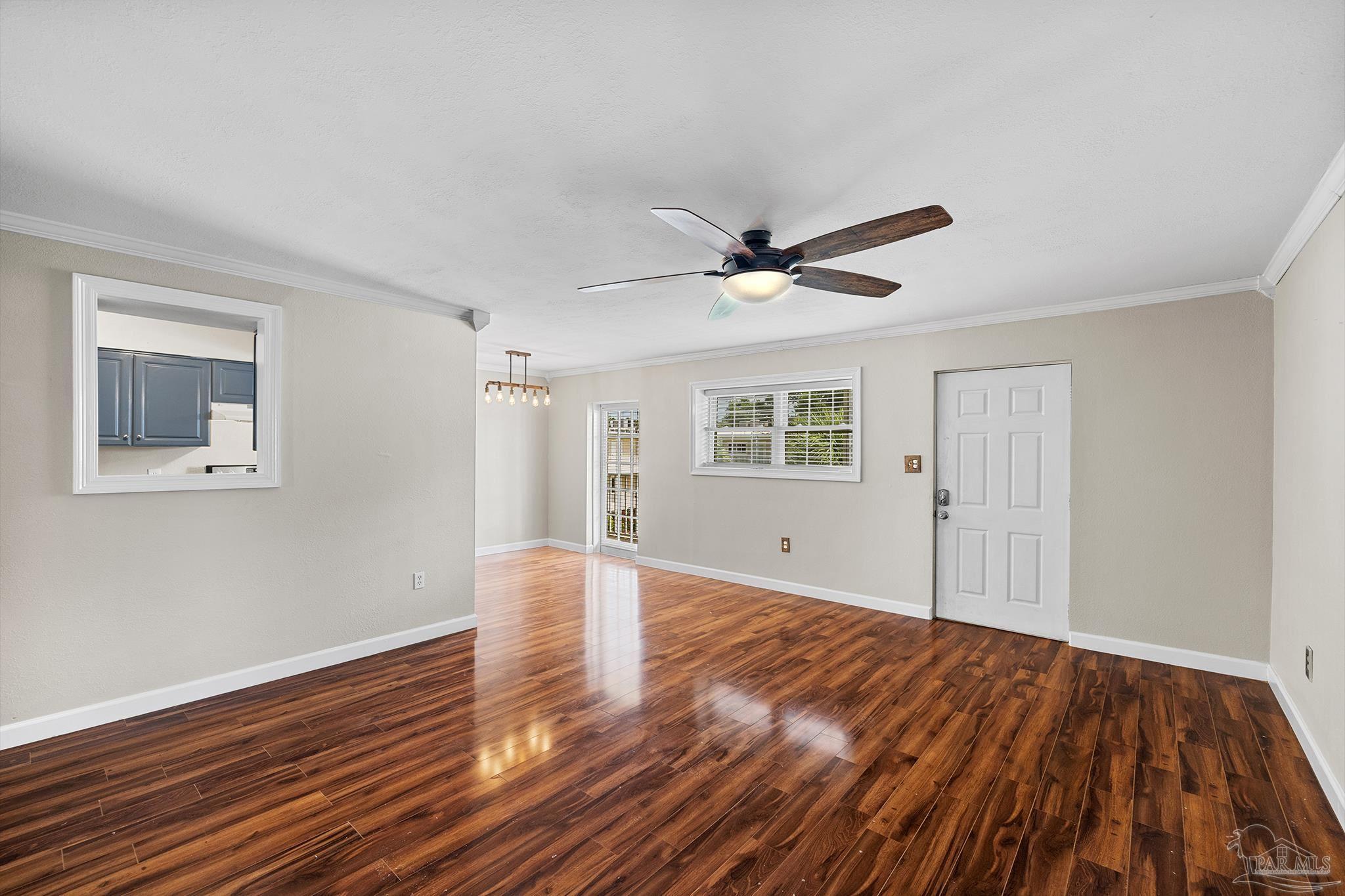 710 Scenic Hwy # 305