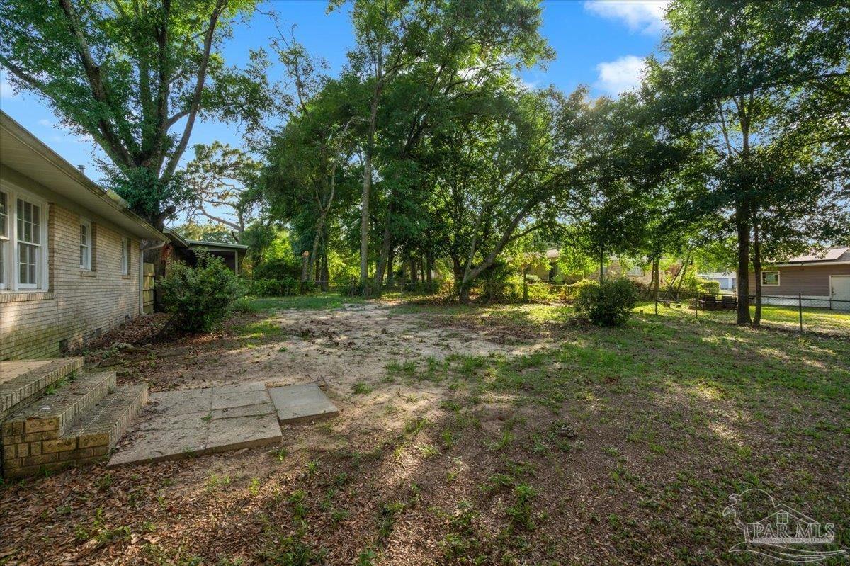 721 Gentian Dr