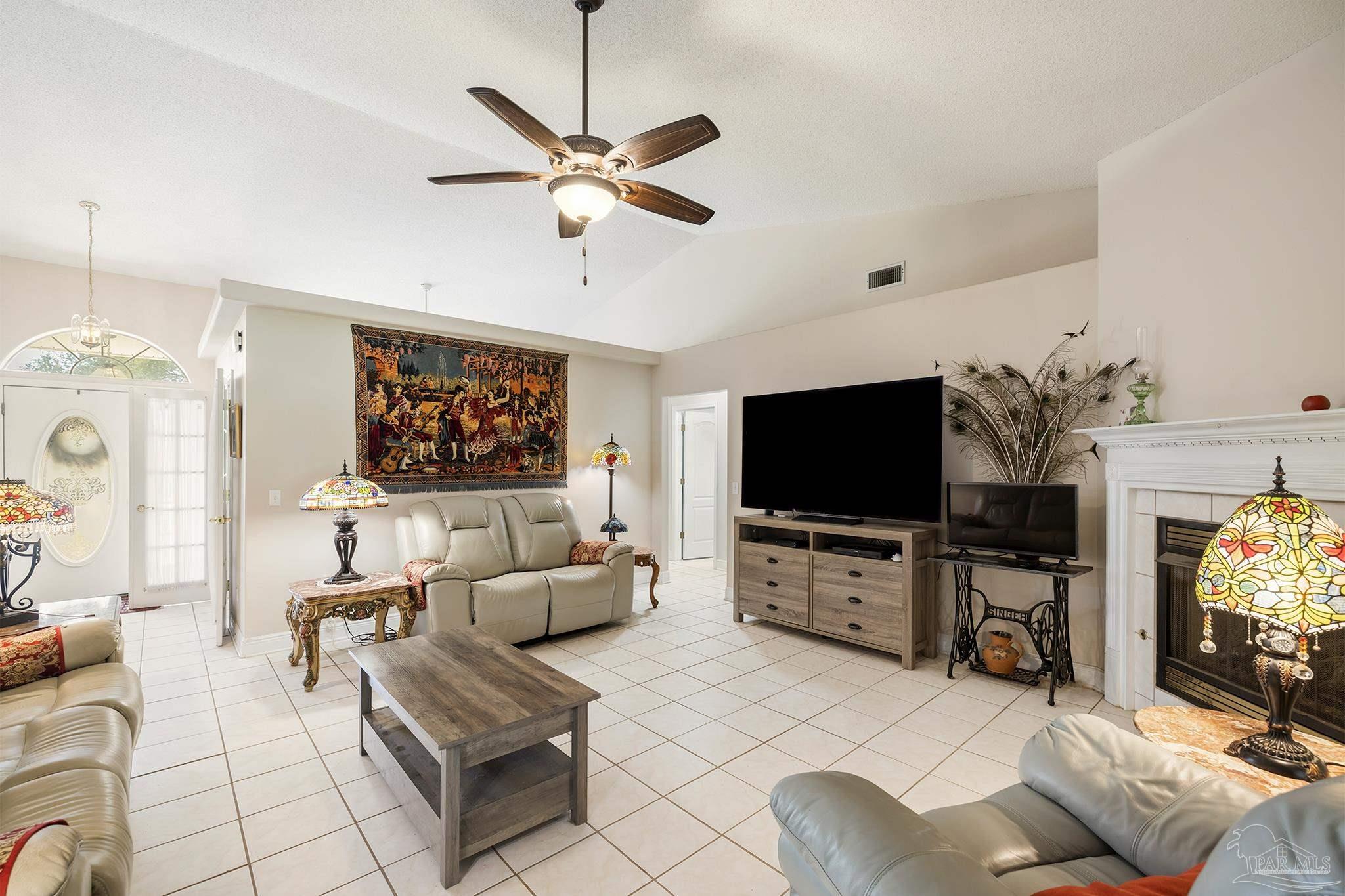 7220 Thor Ln