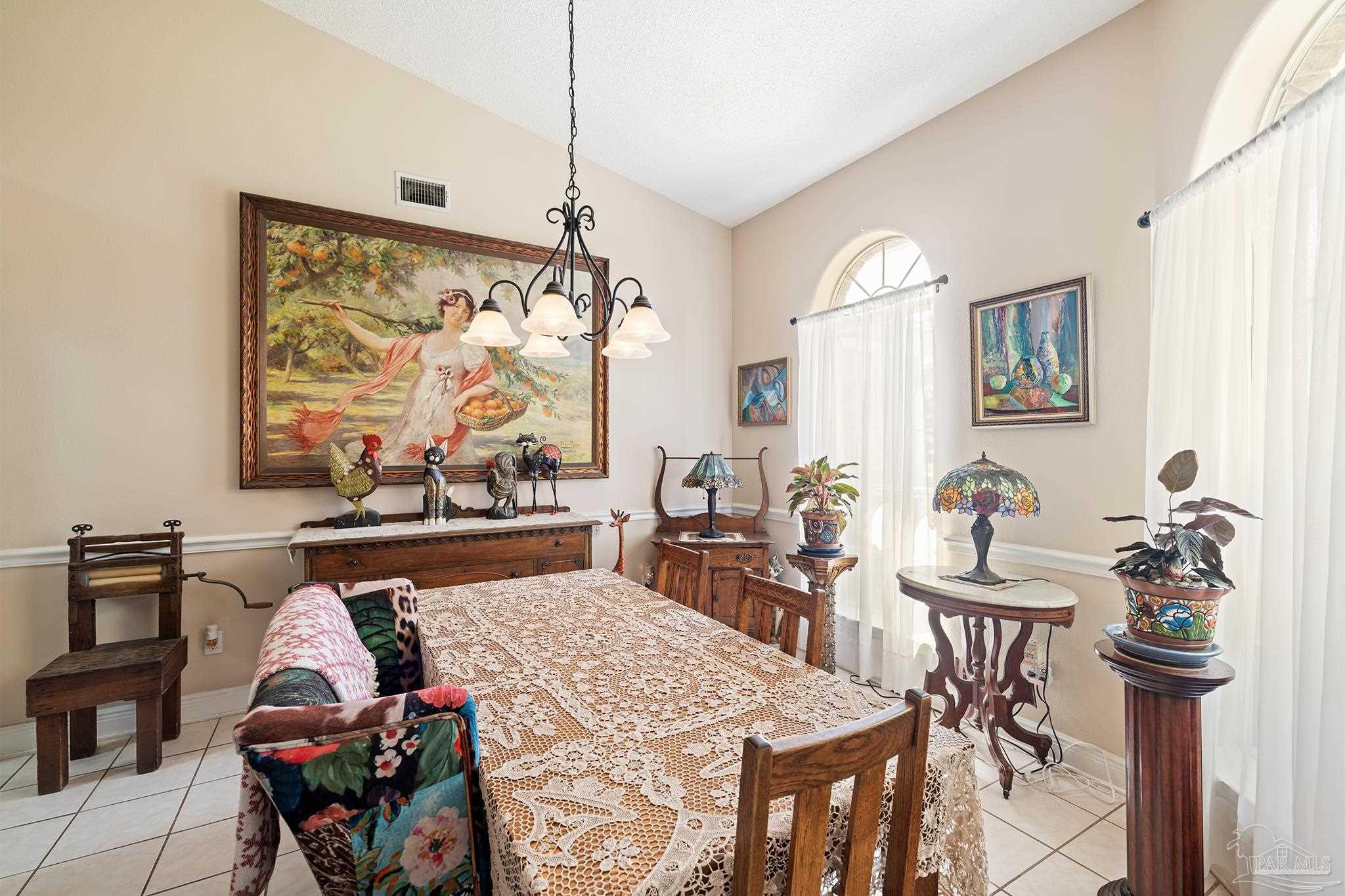 7220 Thor Ln