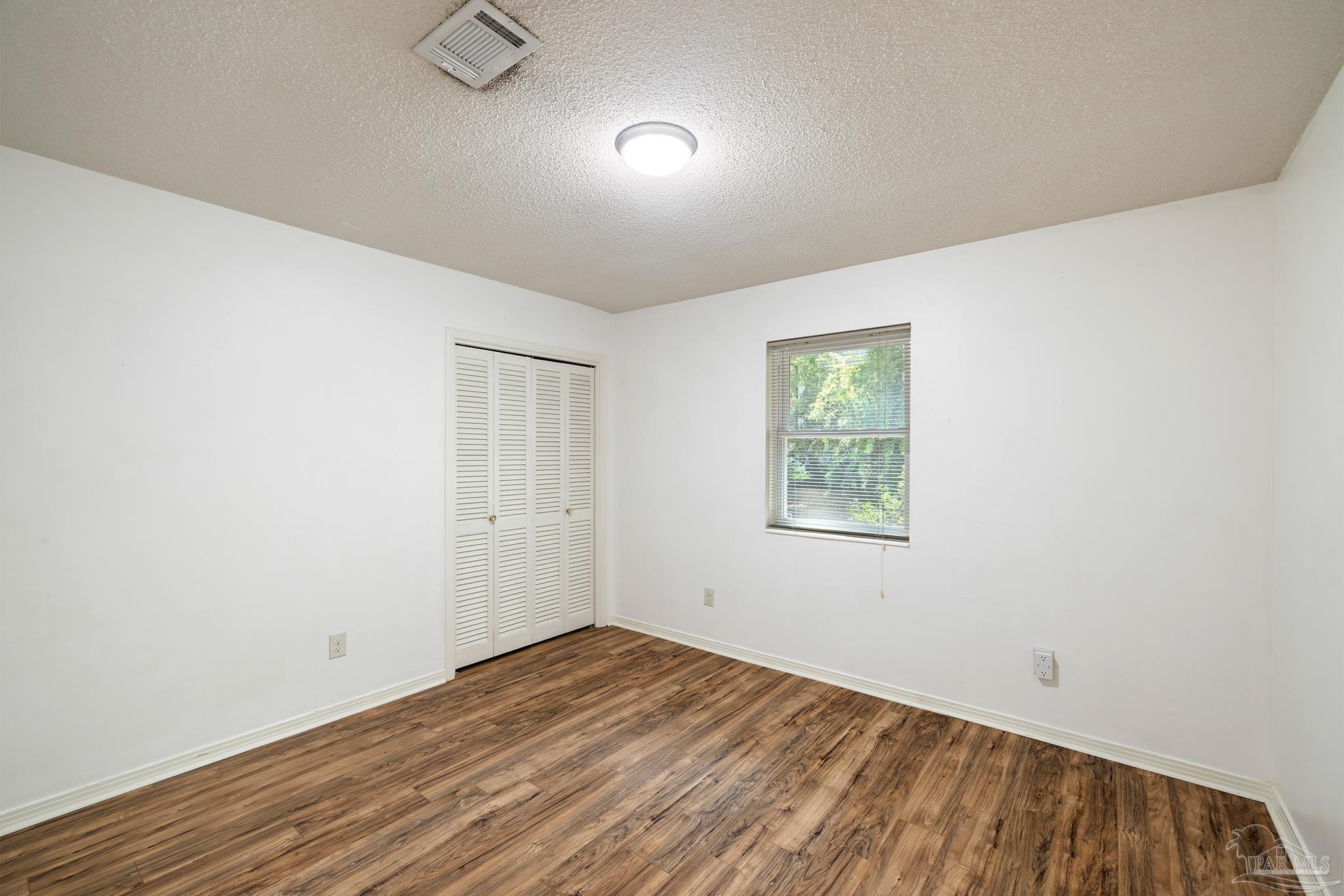 54 Blithewood Dr