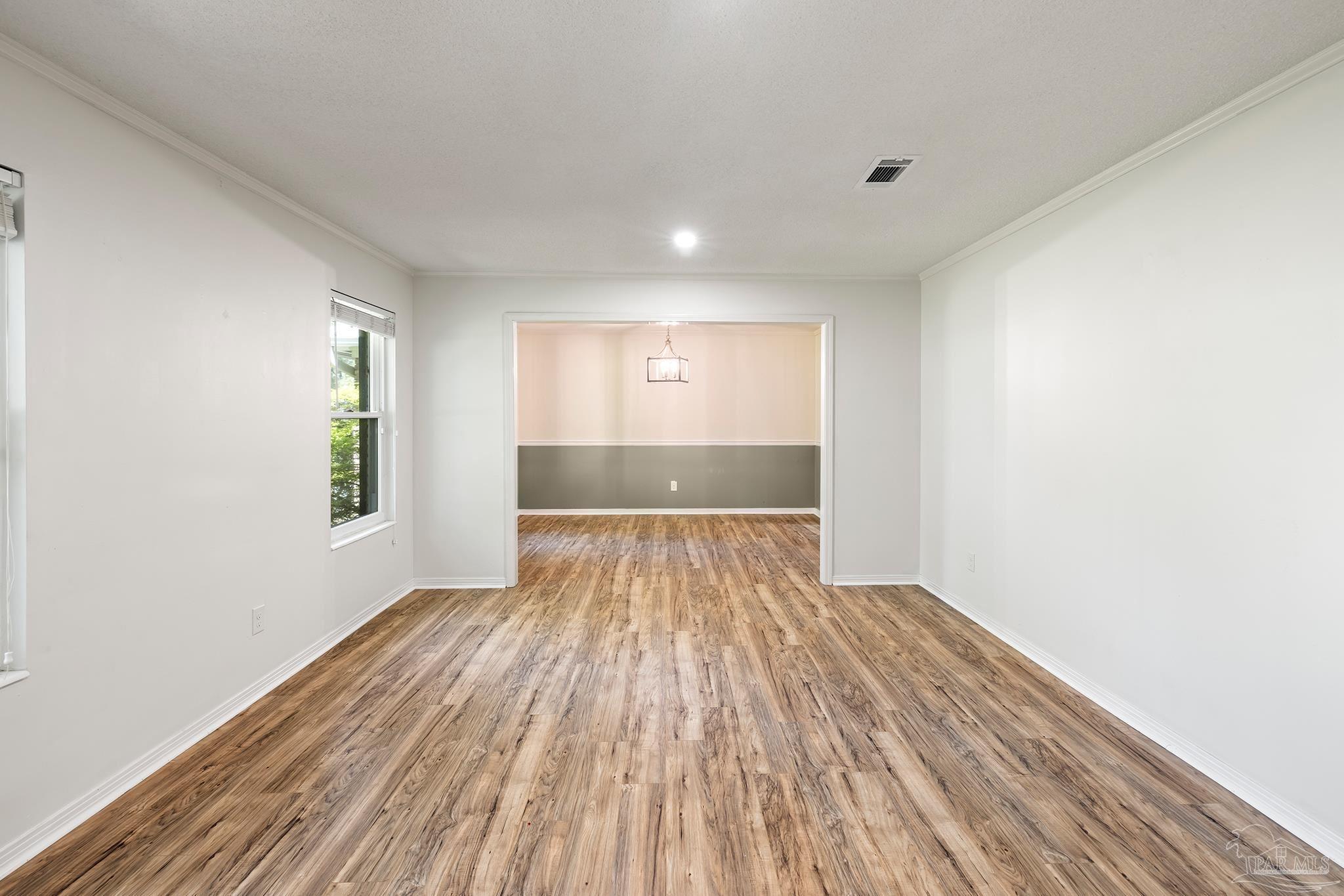 54 Blithewood Dr