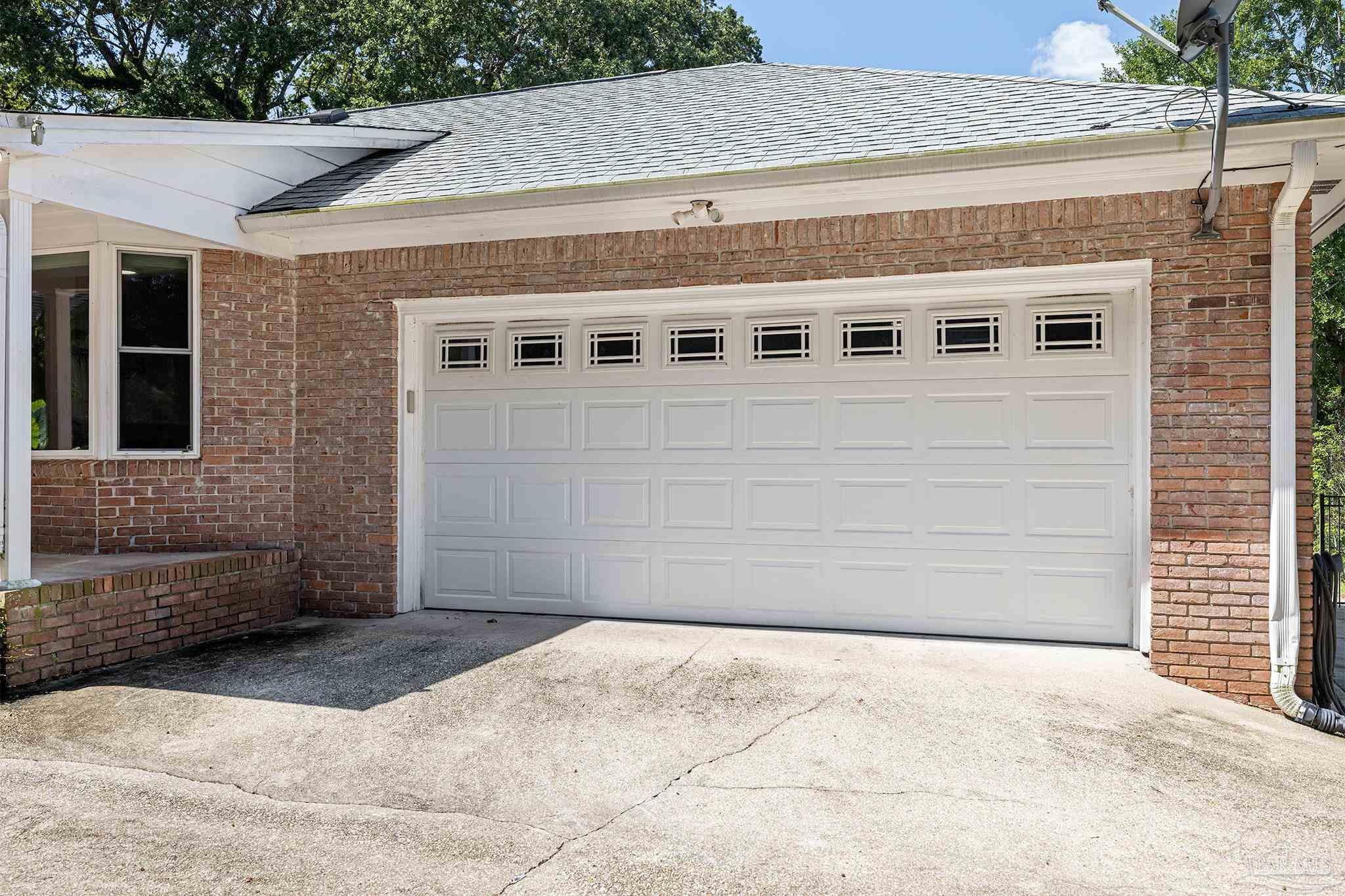54 Blithewood Dr
