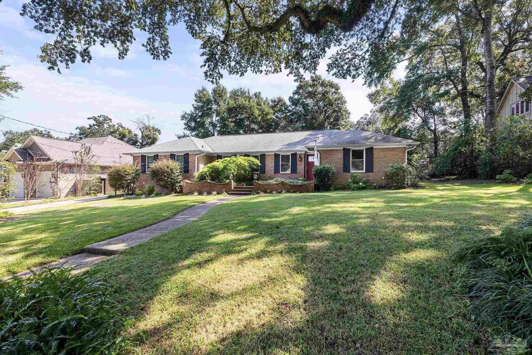 54 Blithewood Dr