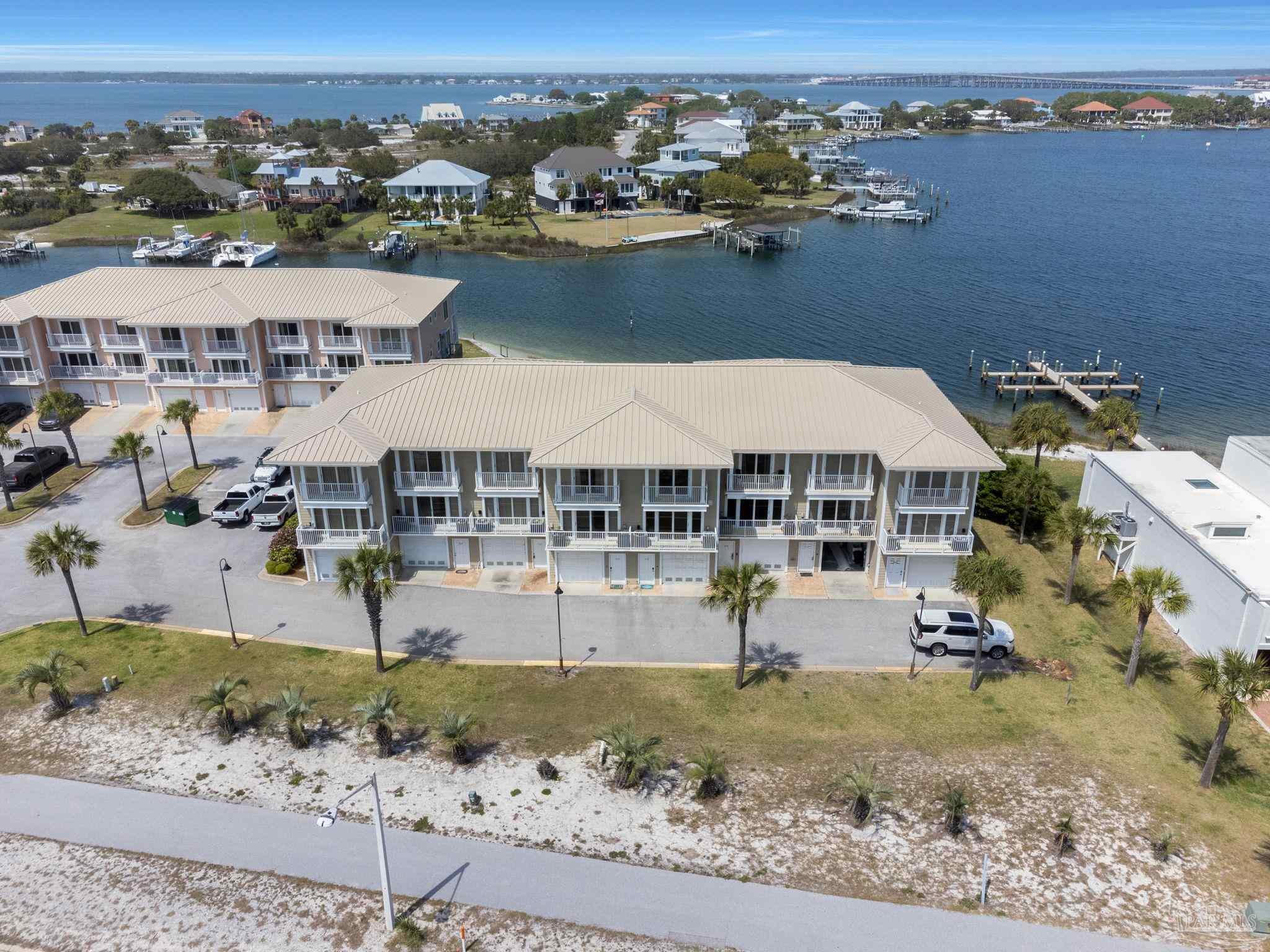 458 Ft Pickens Rd