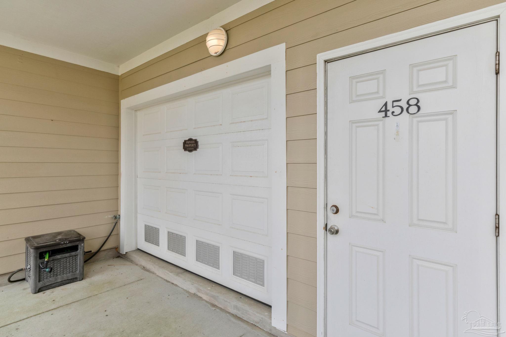 458 Ft Pickens Rd