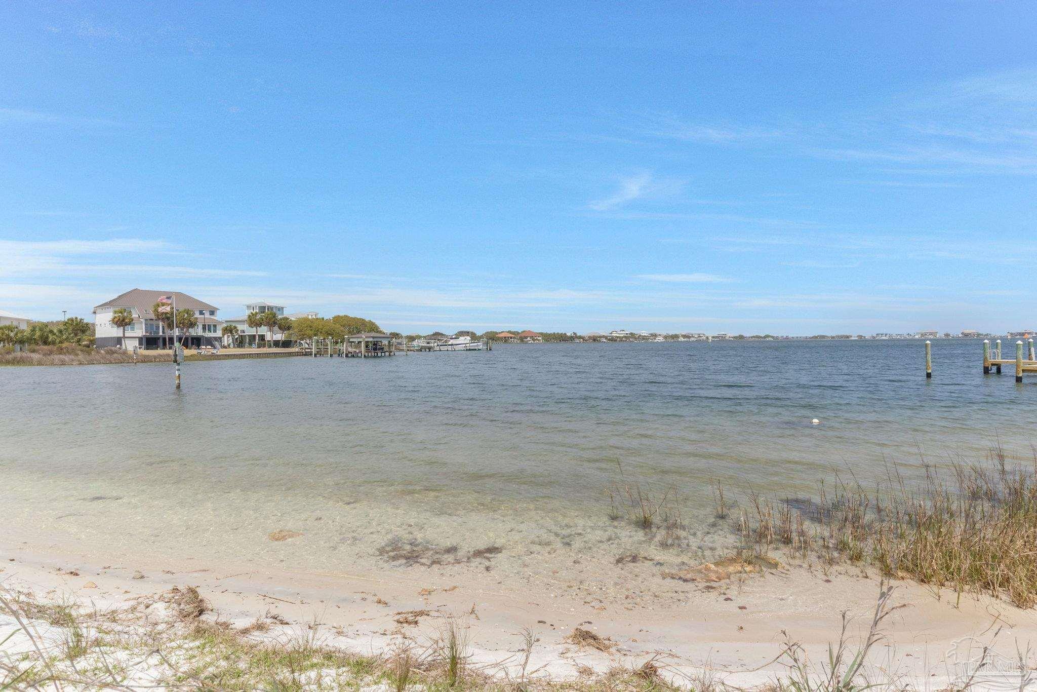 458 Ft Pickens Rd