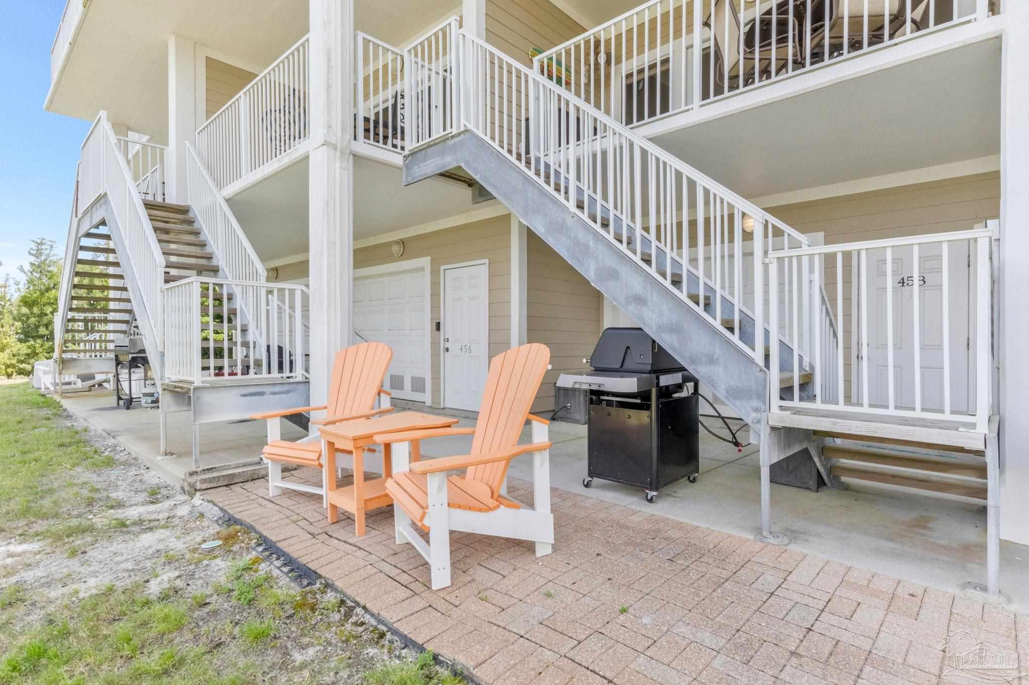 458 Ft Pickens Rd
