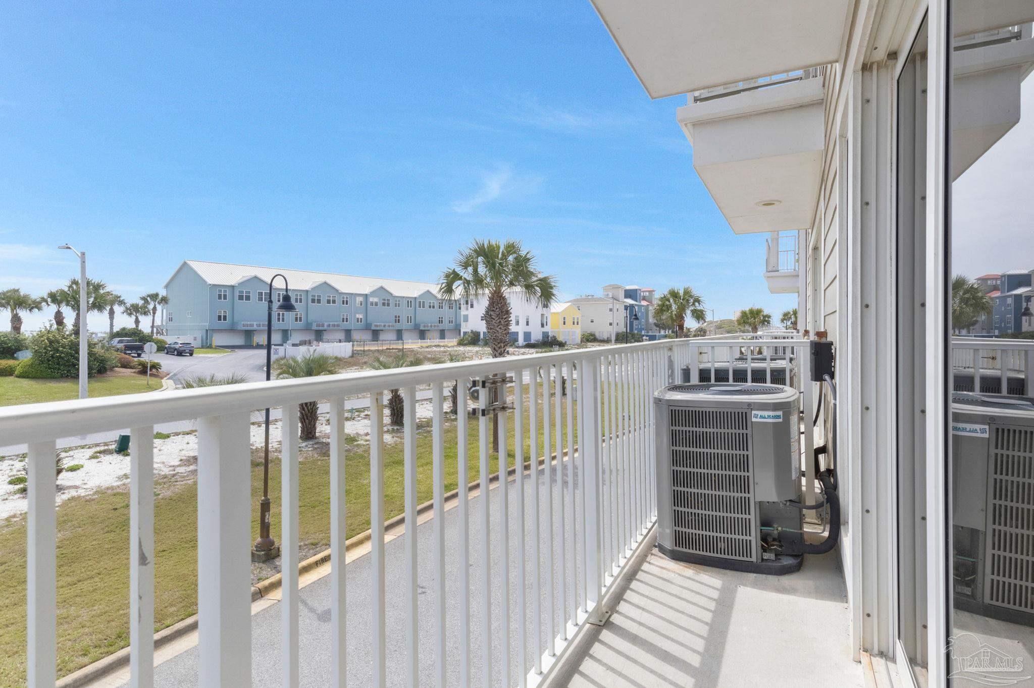 458 Ft Pickens Rd