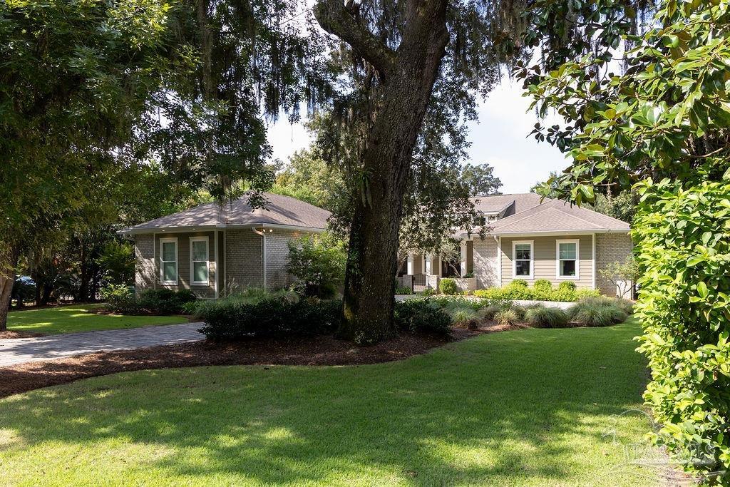 128 Highpoint Dr