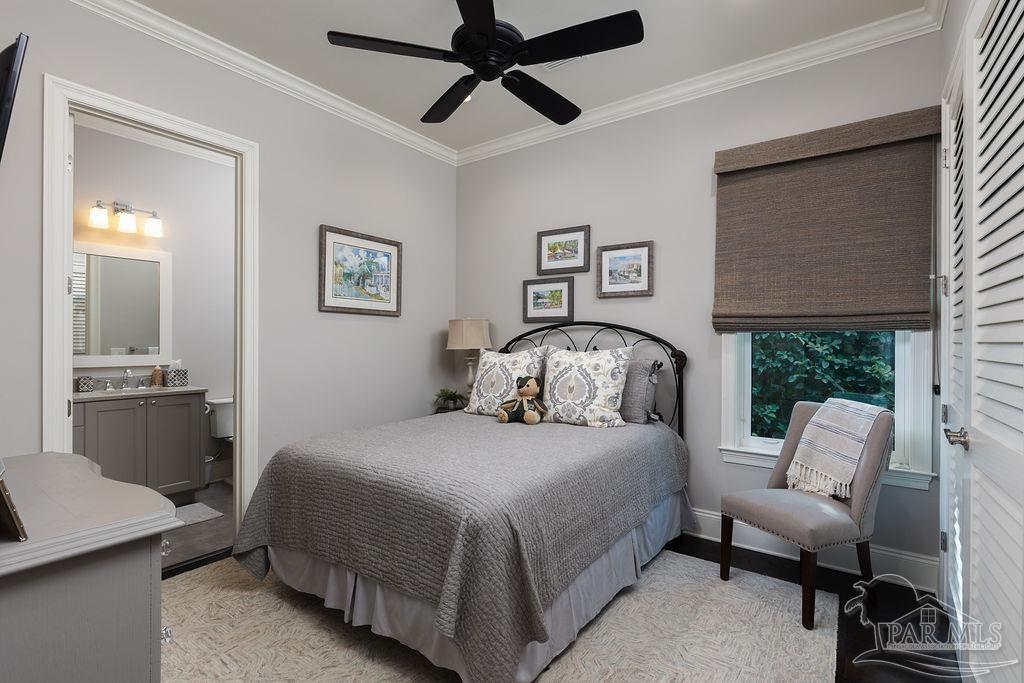 128 Highpoint Dr