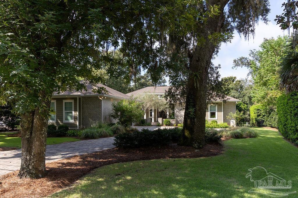 128 Highpoint Dr