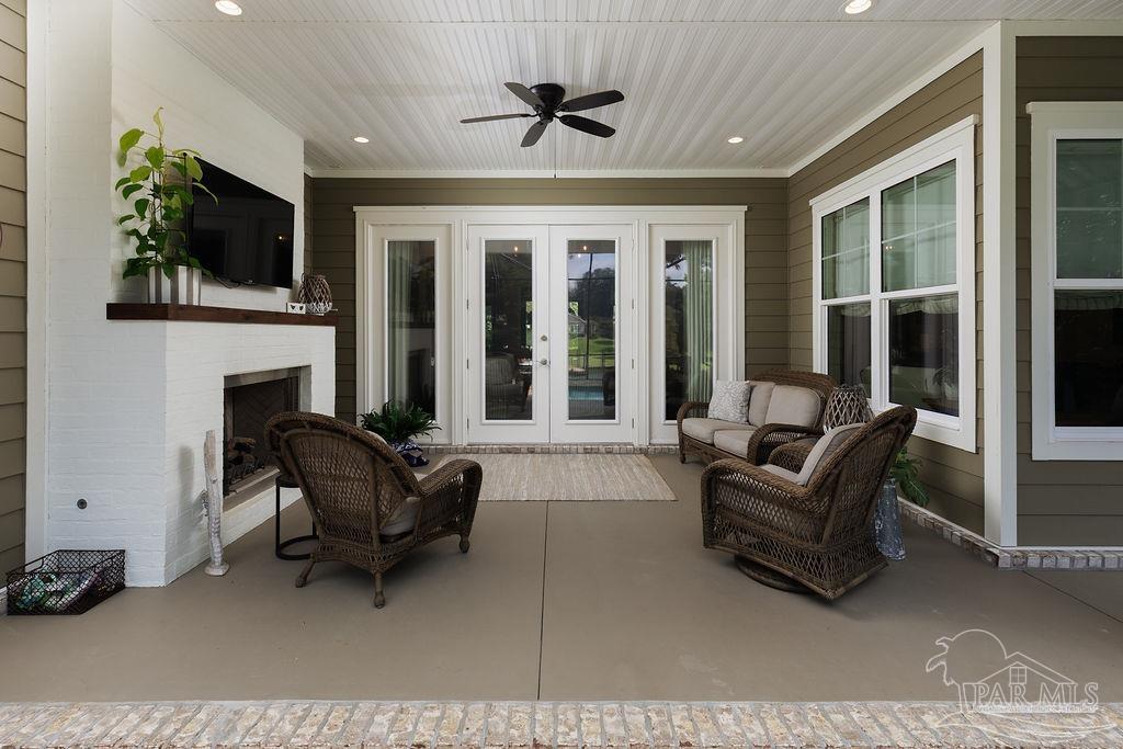 128 Highpoint Dr