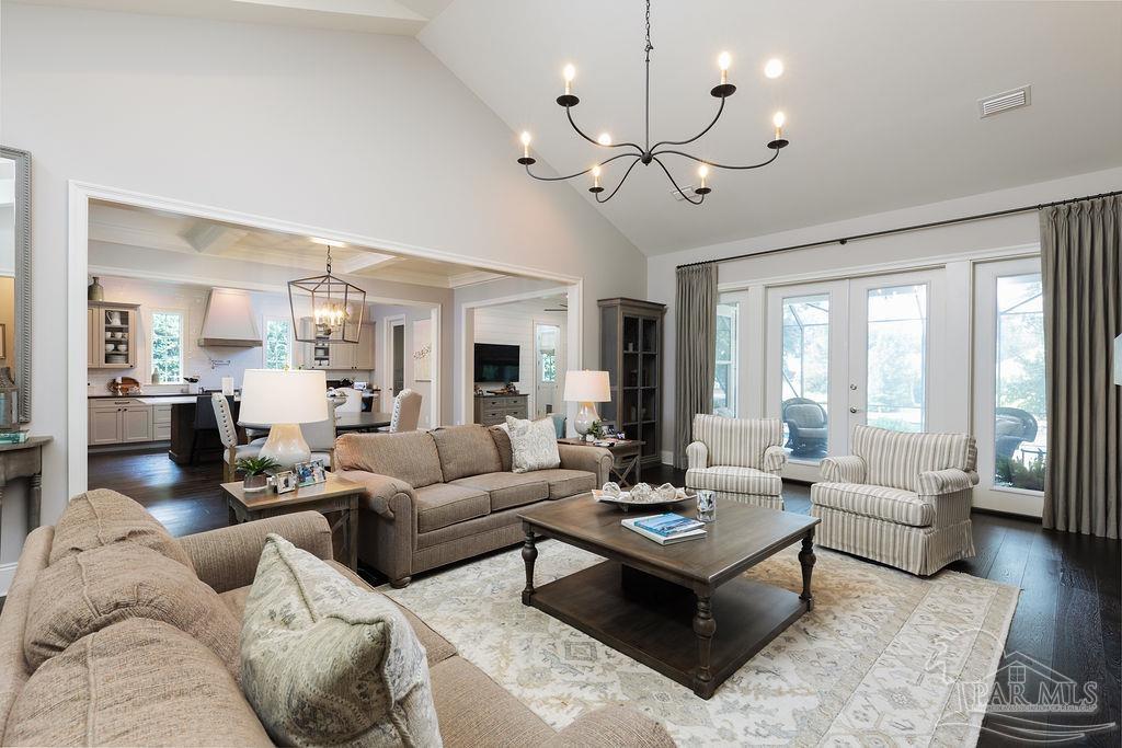 128 Highpoint Dr
