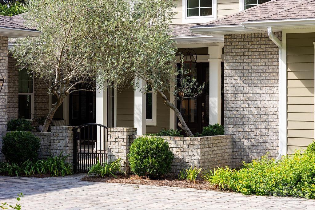 128 Highpoint Dr